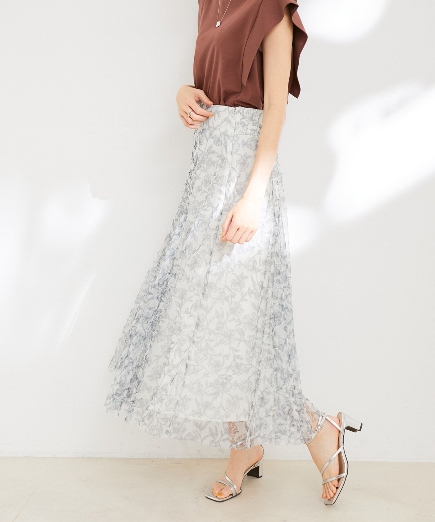 VIS「【洗える】チュール花柄プリントフレアマーメイドスカート」|スカート|