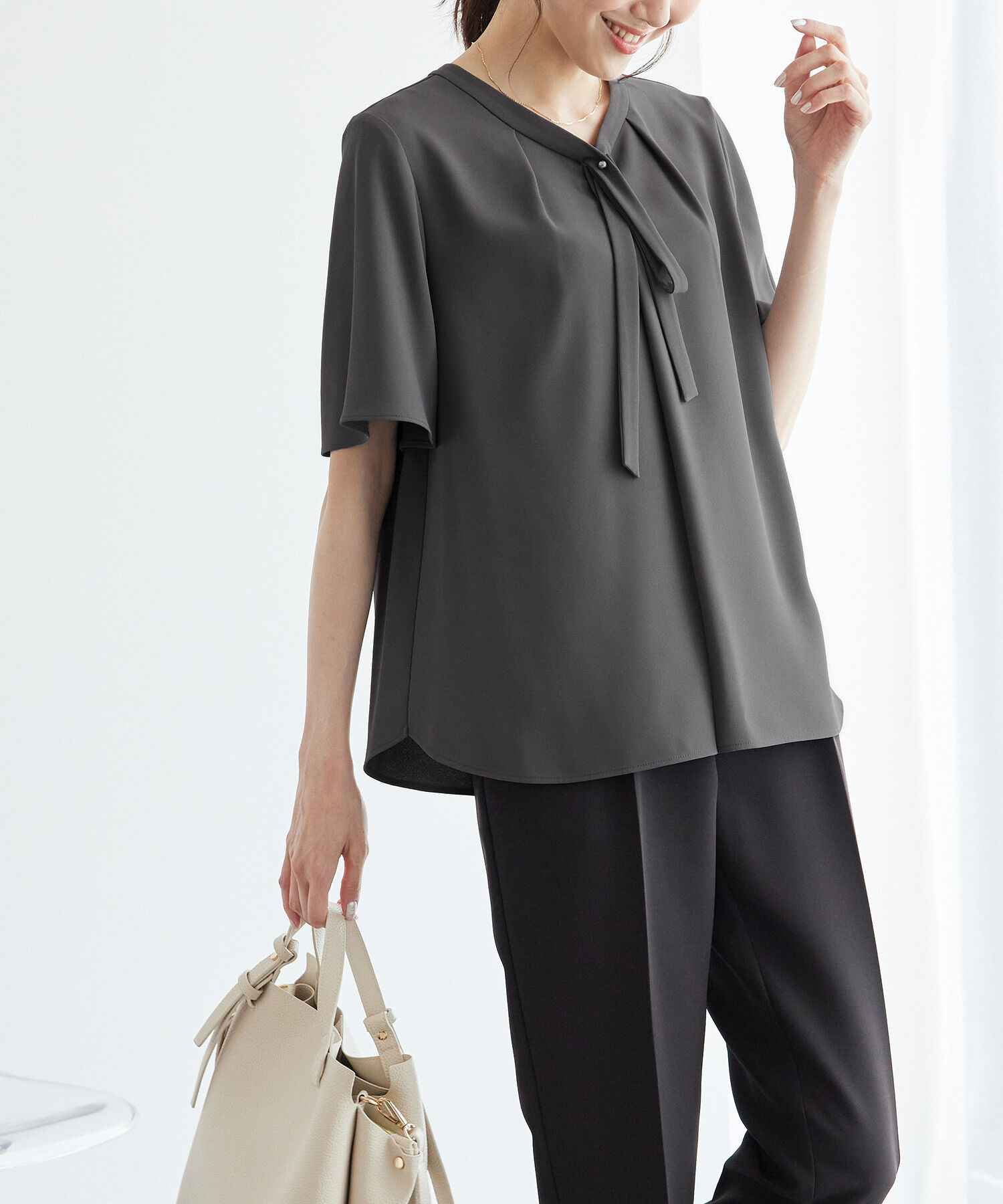 Rope&rsquo;Picnic「2サイズ展開/メタルボタンリボンタイハーフスリーブブラウス」|シャツ・ブラウス|