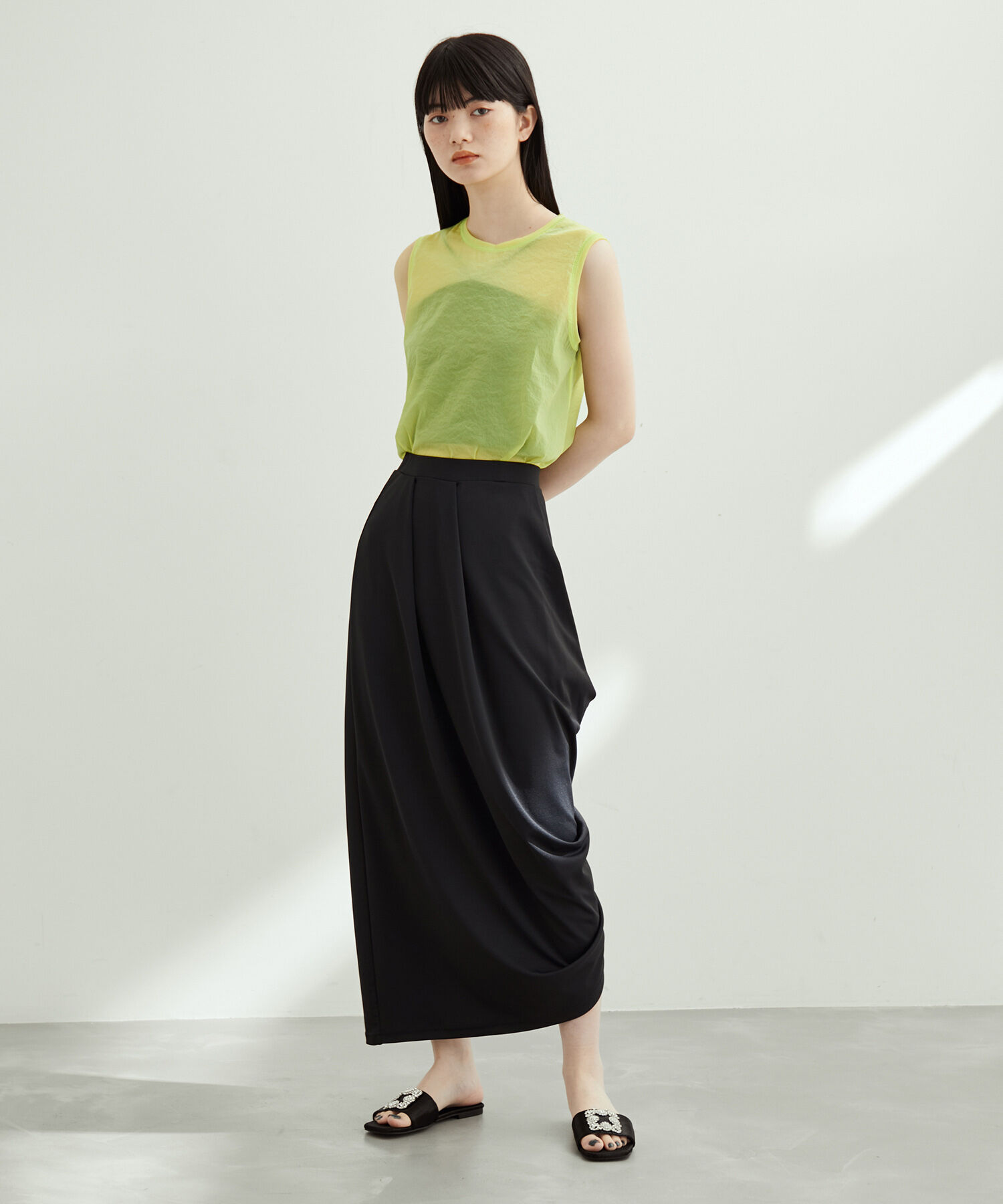 ADAM ET ROPE'「ストレッチタフタノースリーブTEE」|タンクトップ|