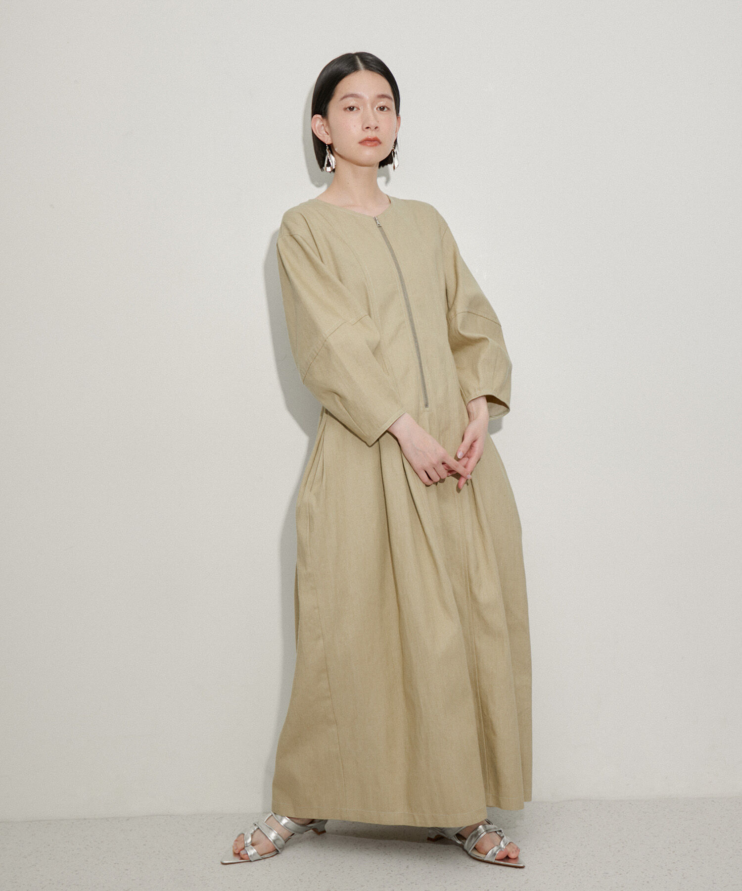 ADAM ET ROPE'「レザーツイストサンダル」|サンダル|