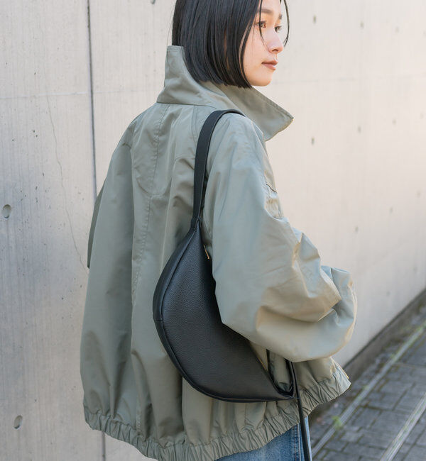  「【上品デザイン】カーブボディバッグ」|クラッチバッグ|