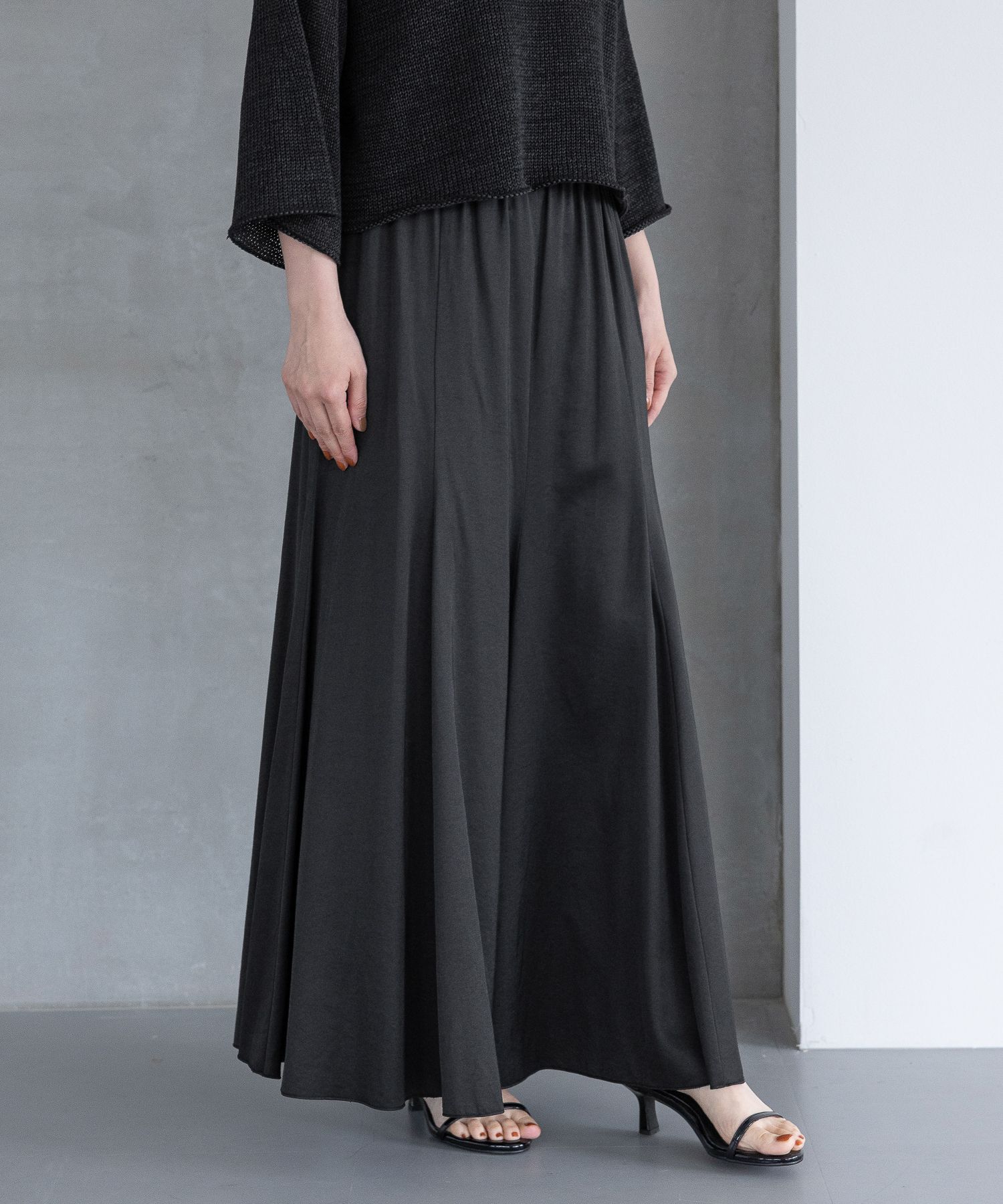 A part by 「ツヤフレアスカート」|スカート|