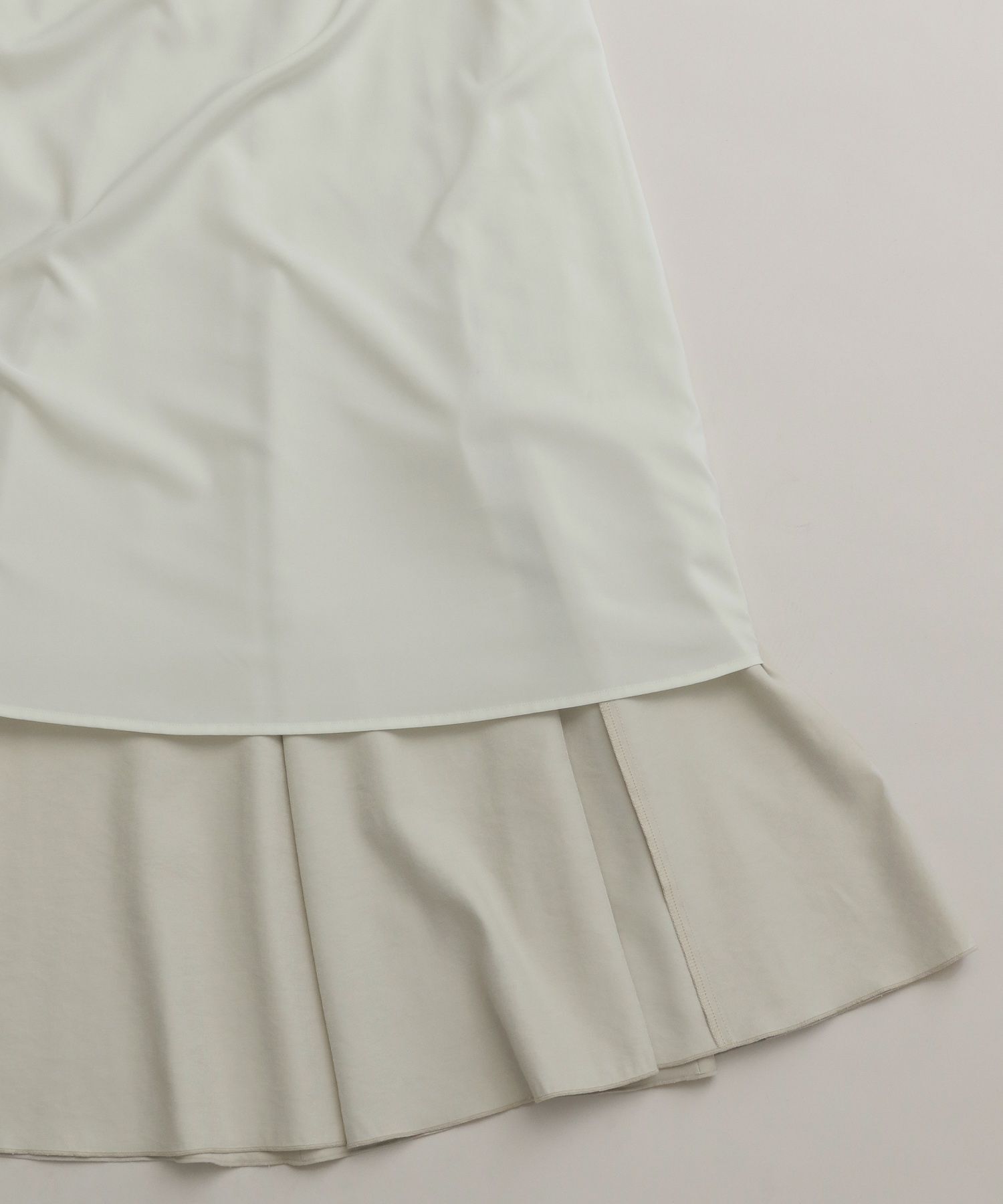 A part by 「ツヤフレアスカート」|スカート|
