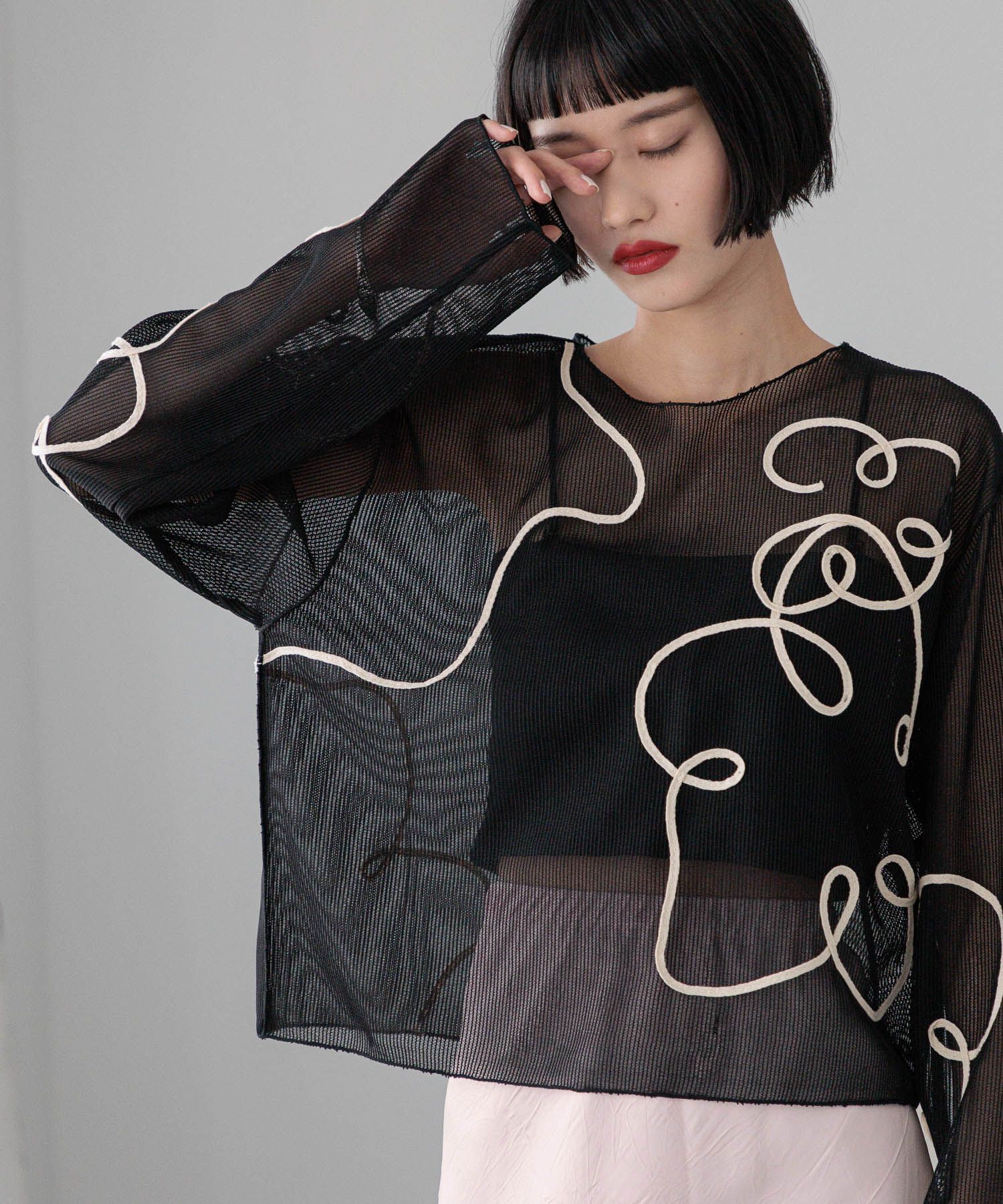 LOWRYS FARM「【前後着用可能】エンブロイダリープルオーバーＬＳ」|Tシャツ・カットソー|BLK