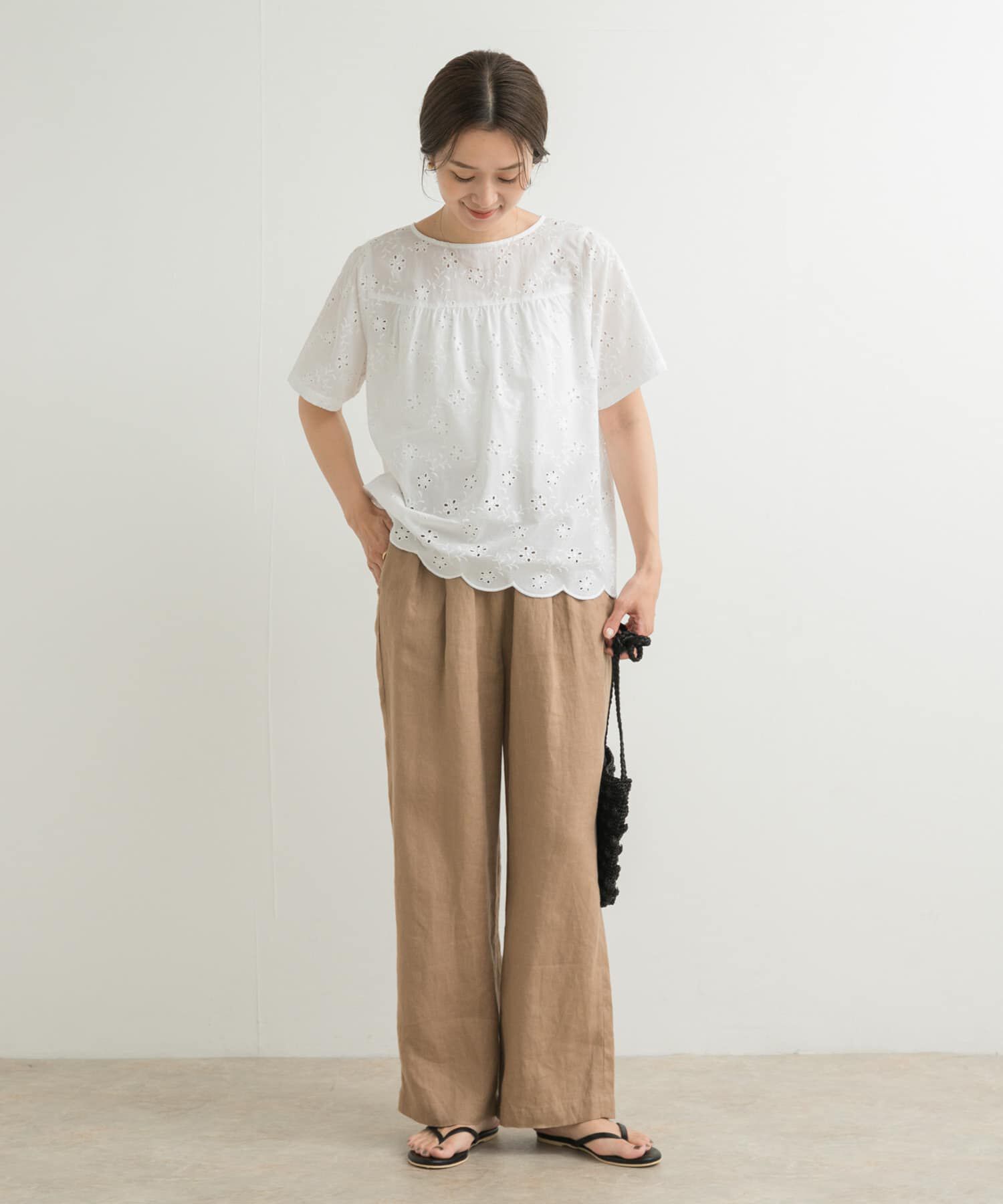 URBAN RESEARCH DOORS「アイレットレースラグランブラウス」|シャツ・ブラウス|