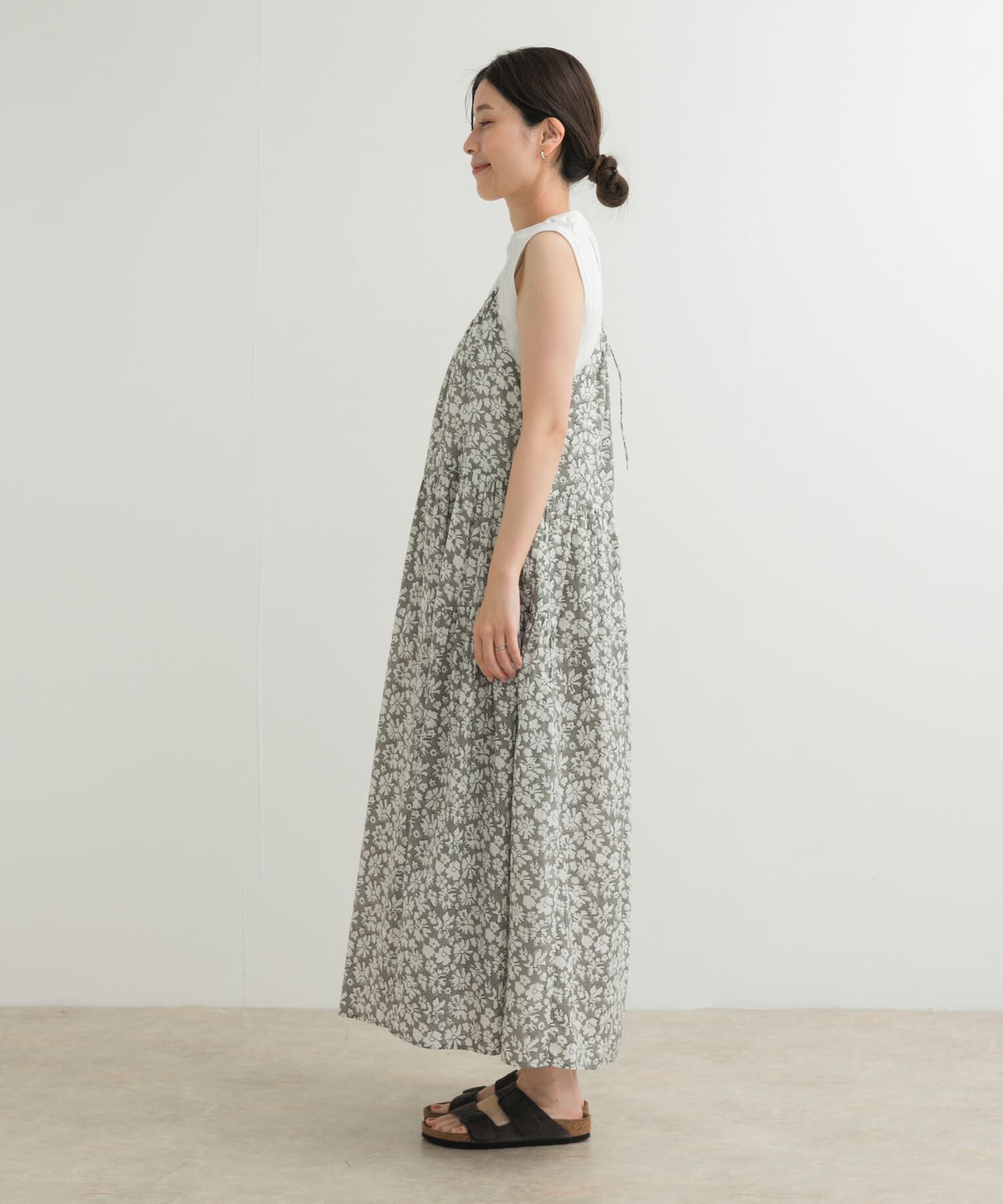 URBAN RESEARCH DOORS「コットンフラワーキャミワンピース」|ワンピース|