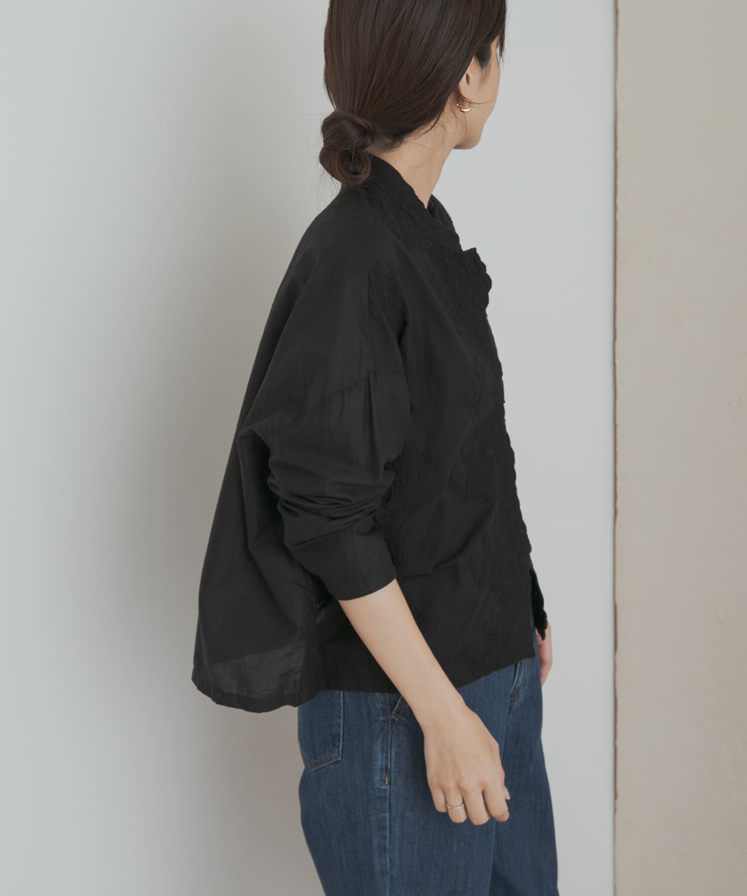 URBAN RESEARCH DOORS「mizuiro ind　lacestandcollar wideshirts」|シャツ・ブラウス|