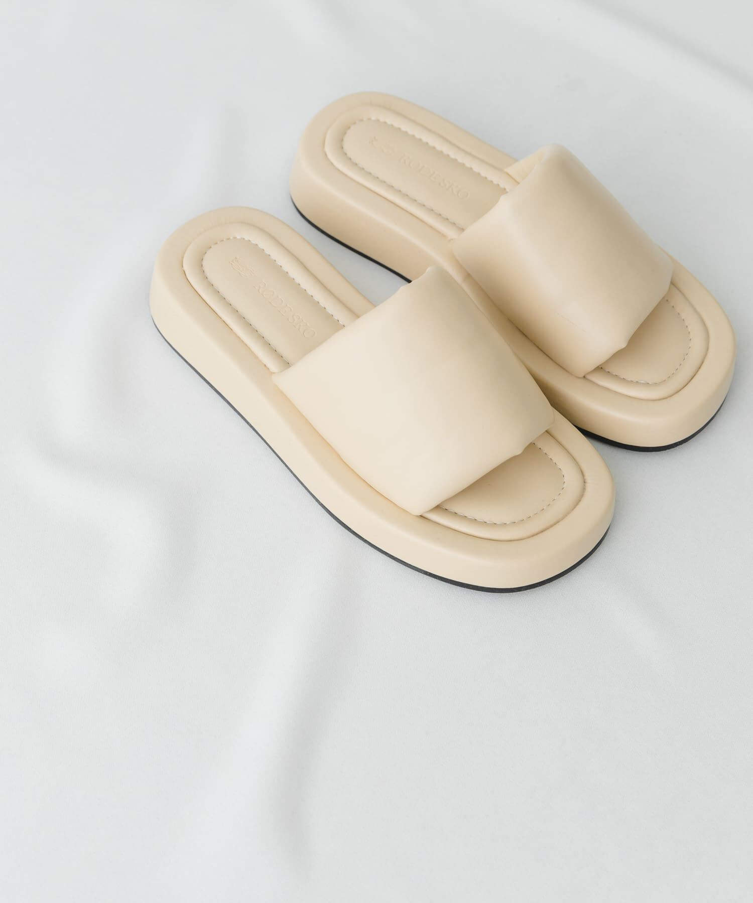 RODE SKO「プラットフォームパフサンダル」|サンダル|