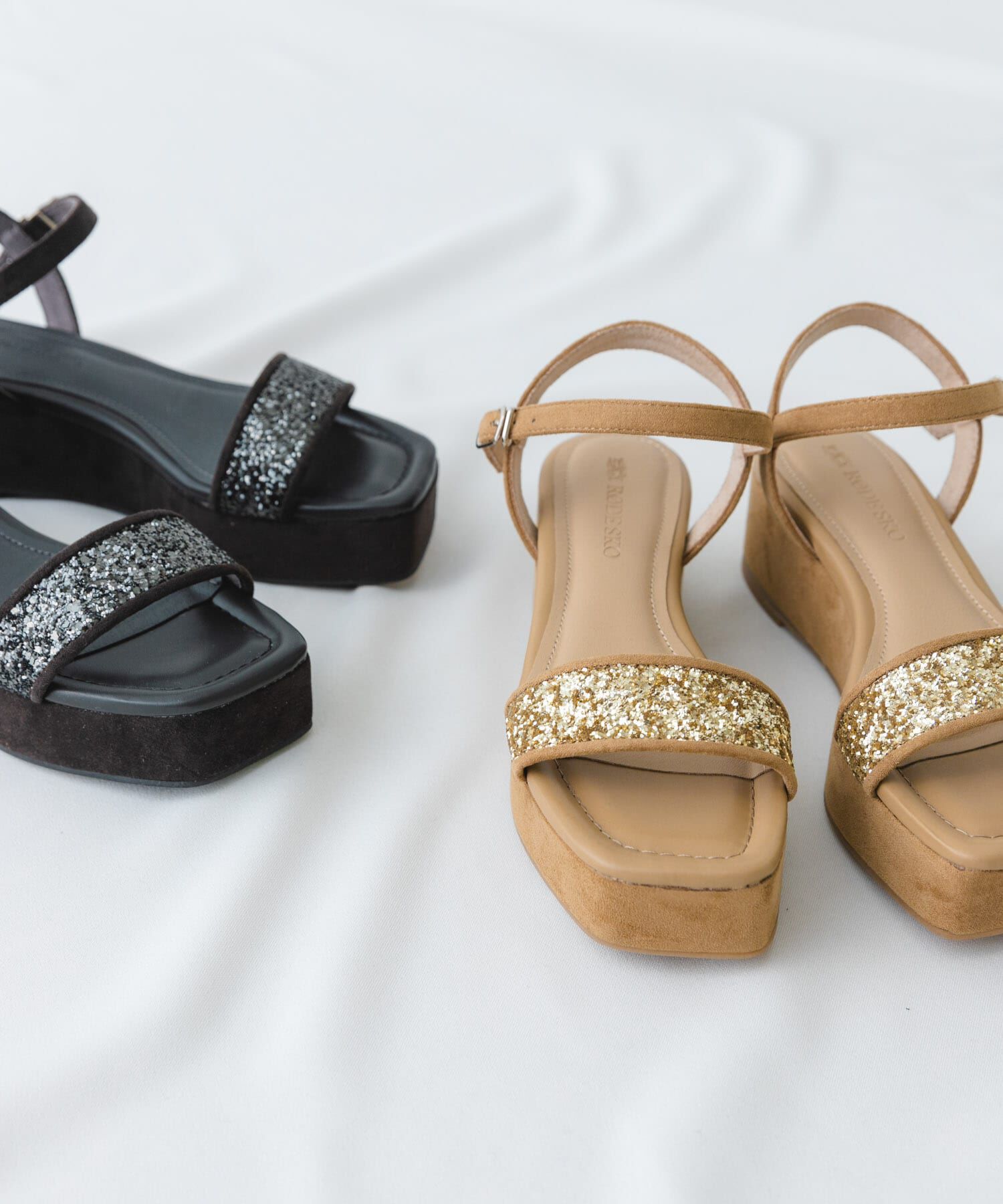 RODE SKO「グリッターアンクルサンダル」|サンダル|