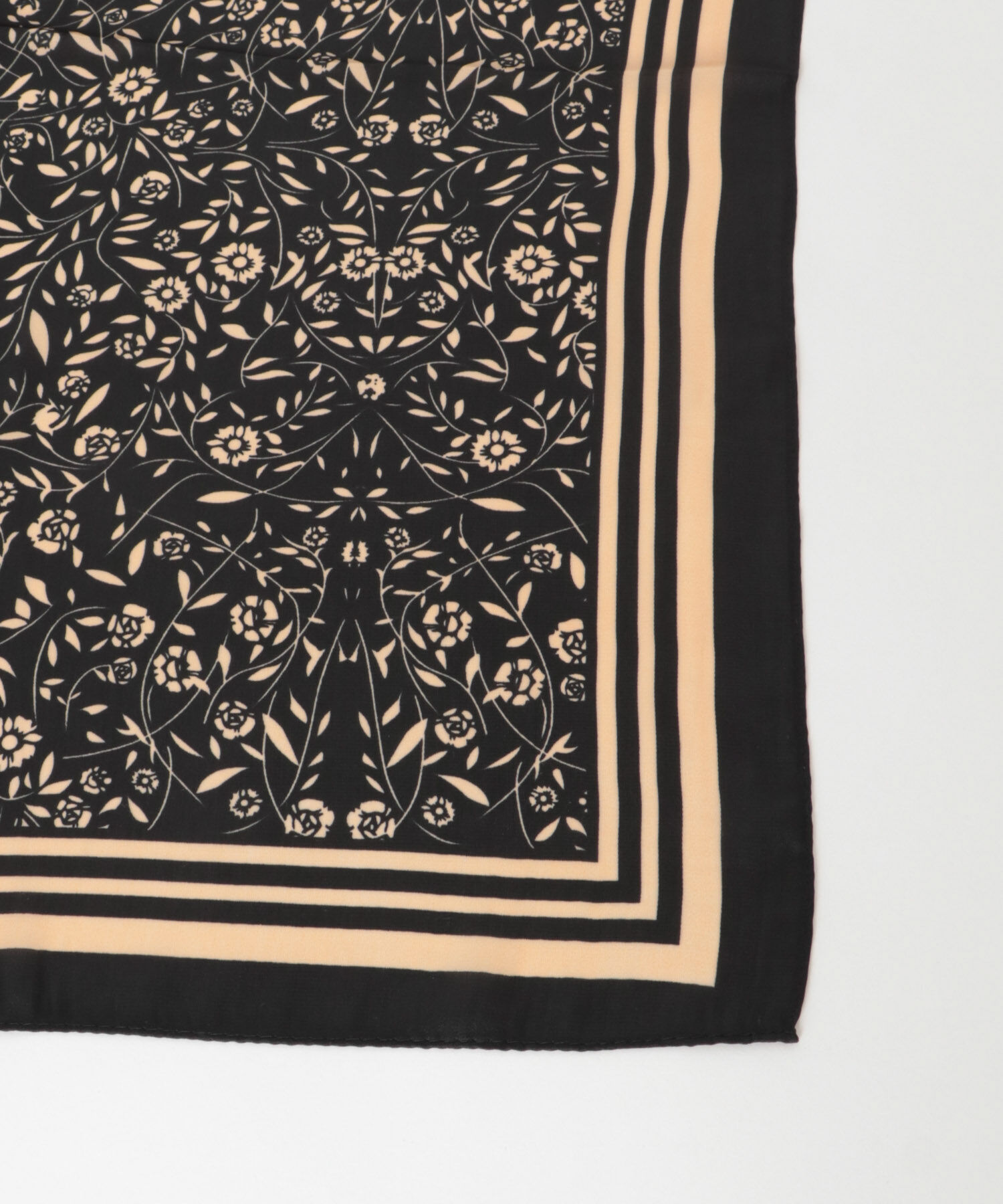 SMELLY「アソートビッグスカーフ」|バンダナ・スカーフ|