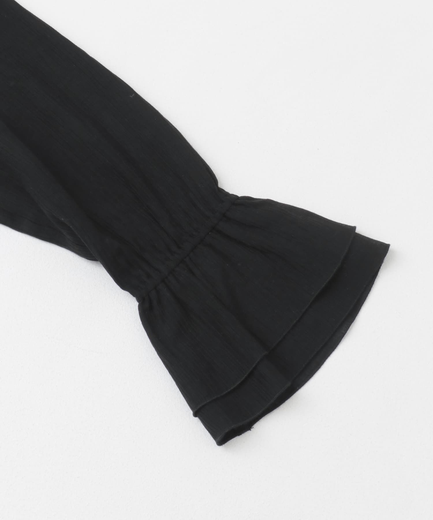 URBAN RESEARCH ROSSO「『WEB/一部店舗限定』ラッフルデザインブラウス」|シャツ・ブラウス|