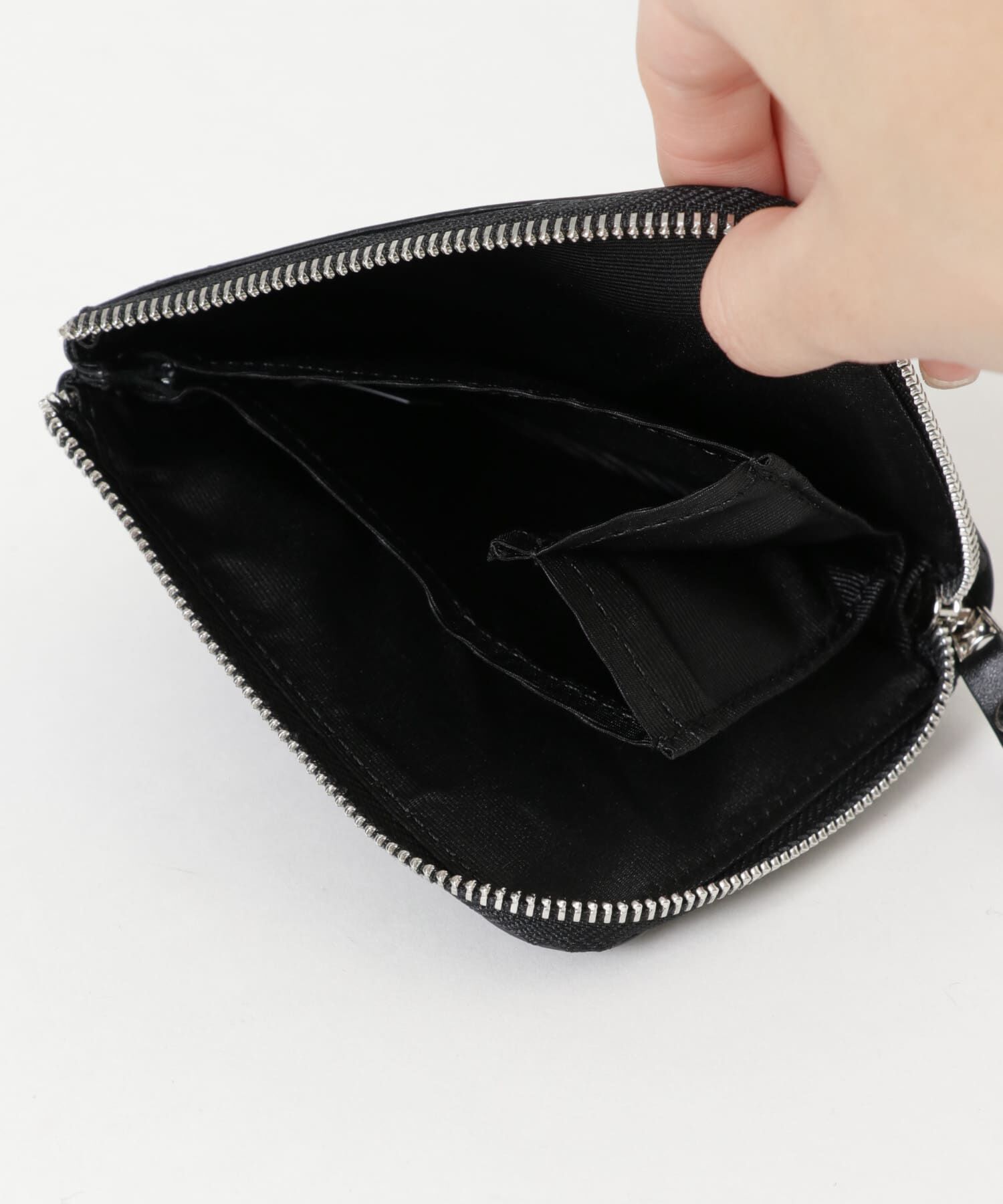 URBAN RESEARCH「URBAN RESEARCH iD　italianleather zipwallet」|財布|