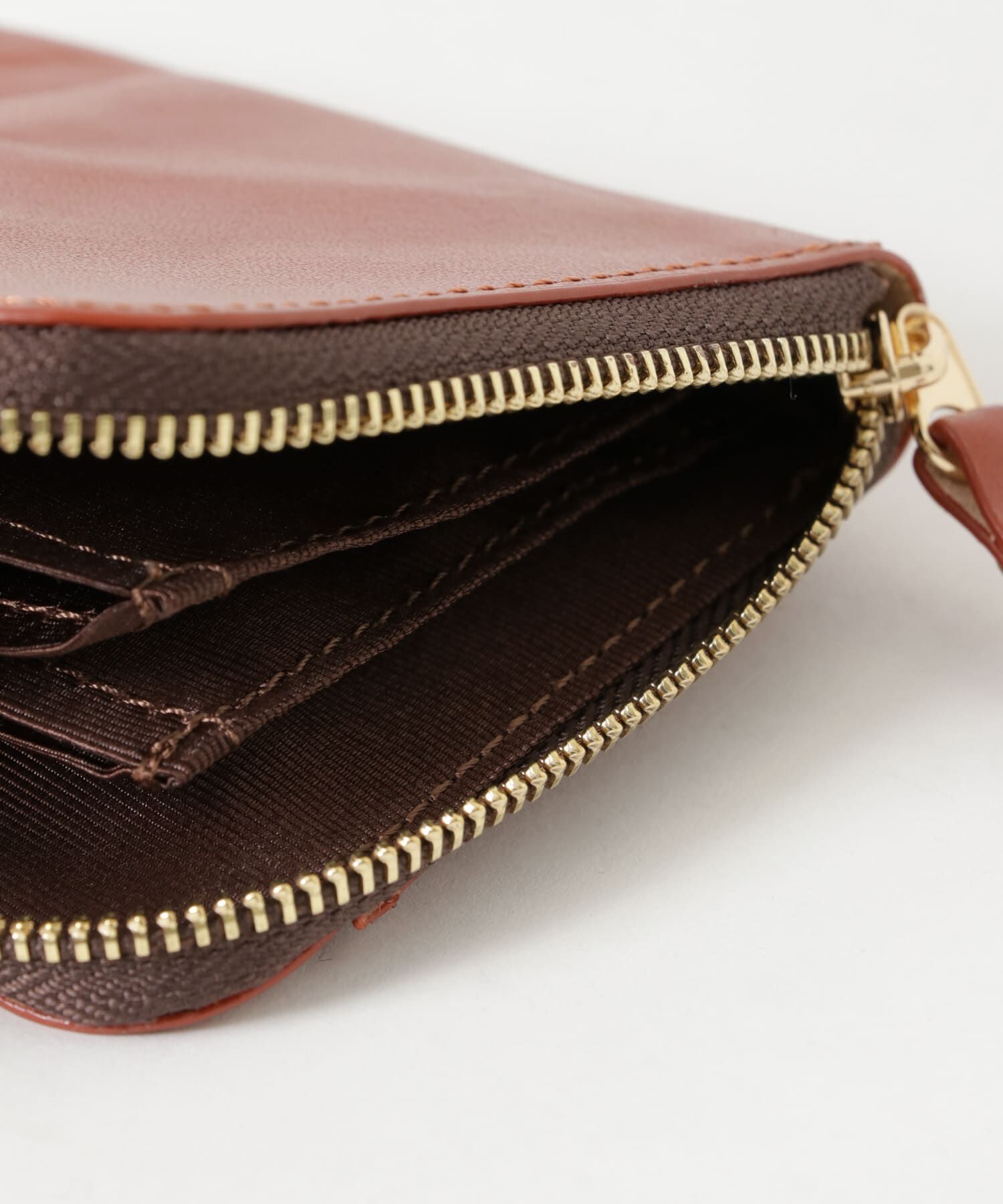 URBAN RESEARCH「URBAN RESEARCH iD　italianleather zipwallet」|財布|