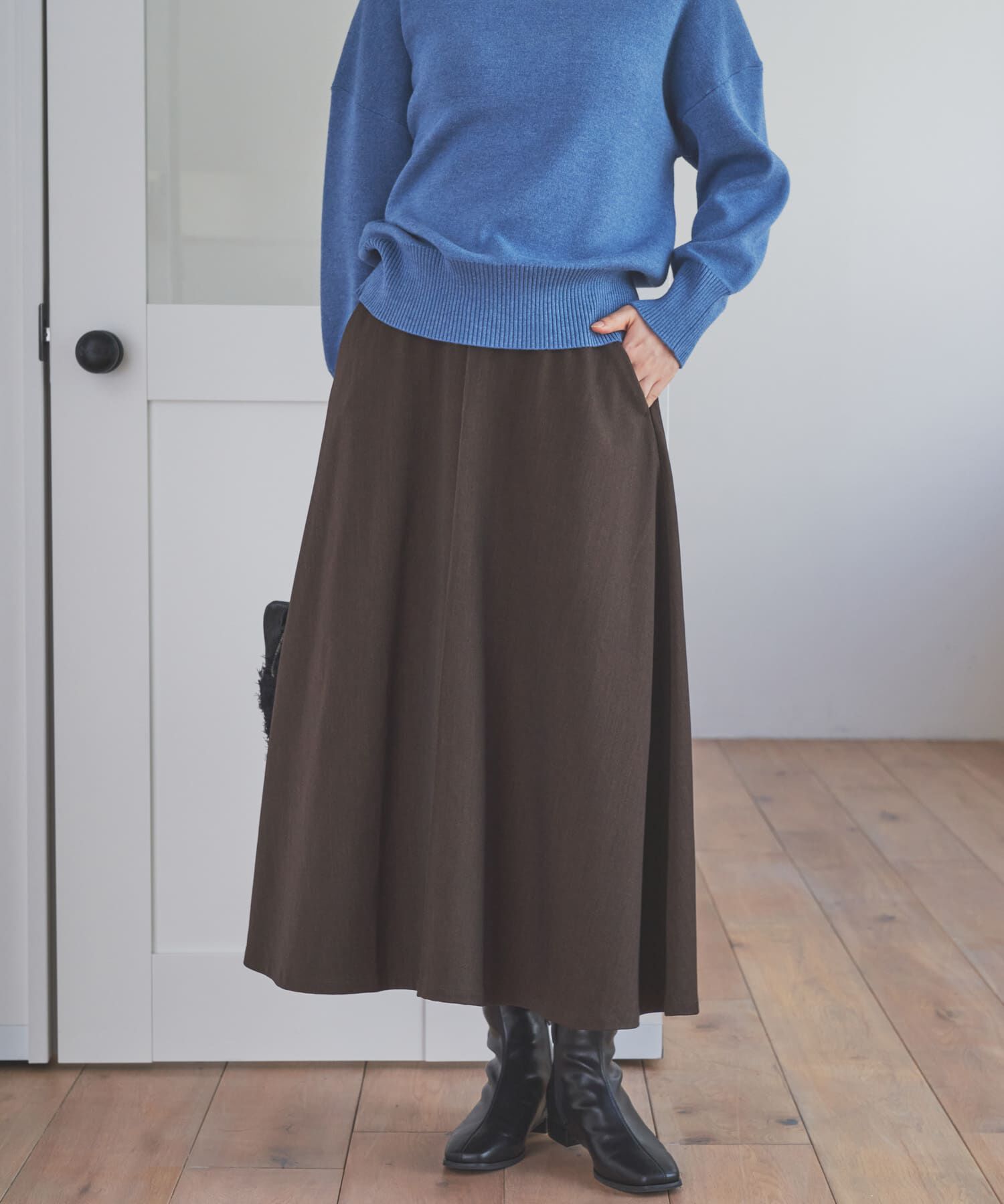 URBAN RESEARCH DOORS「『仁村紗和さん着用』『UR TECH』完声フレアスカート」|スカート|