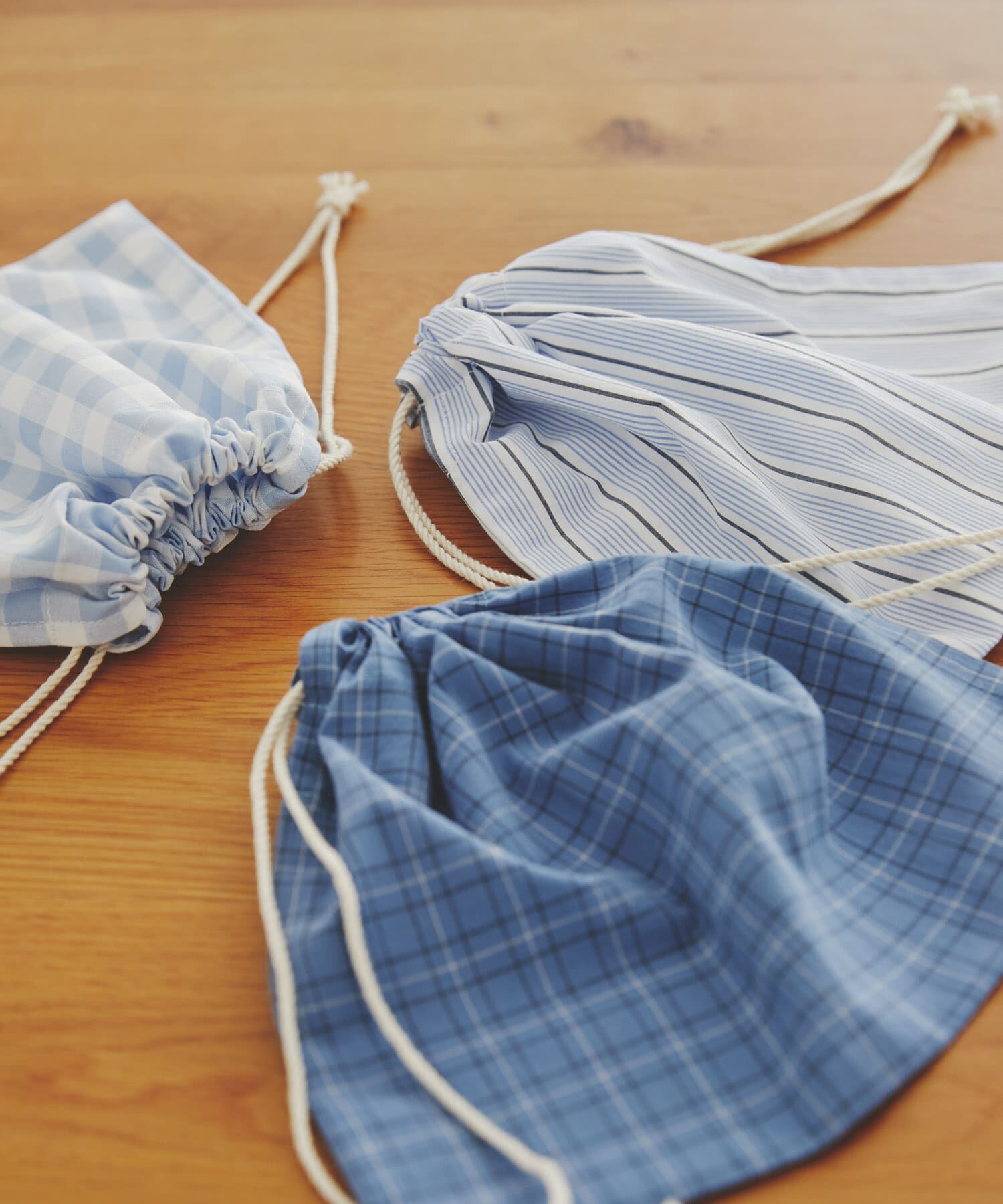 URBAN RESEARCH DOORS「CINQ　巾着 ストライプ」|ポーチ|