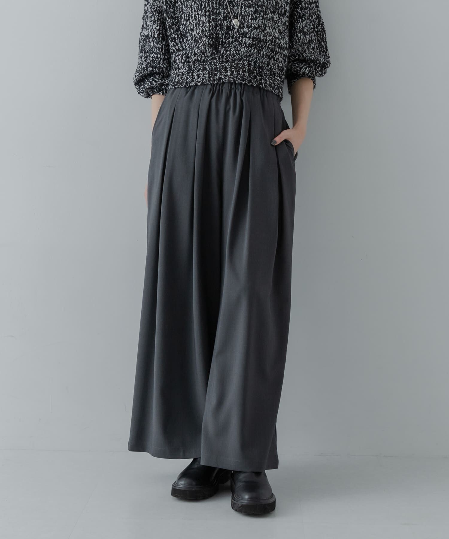 URBAN RESEARCH「ストレッチタックギャザーワイドパンツ」|その他|