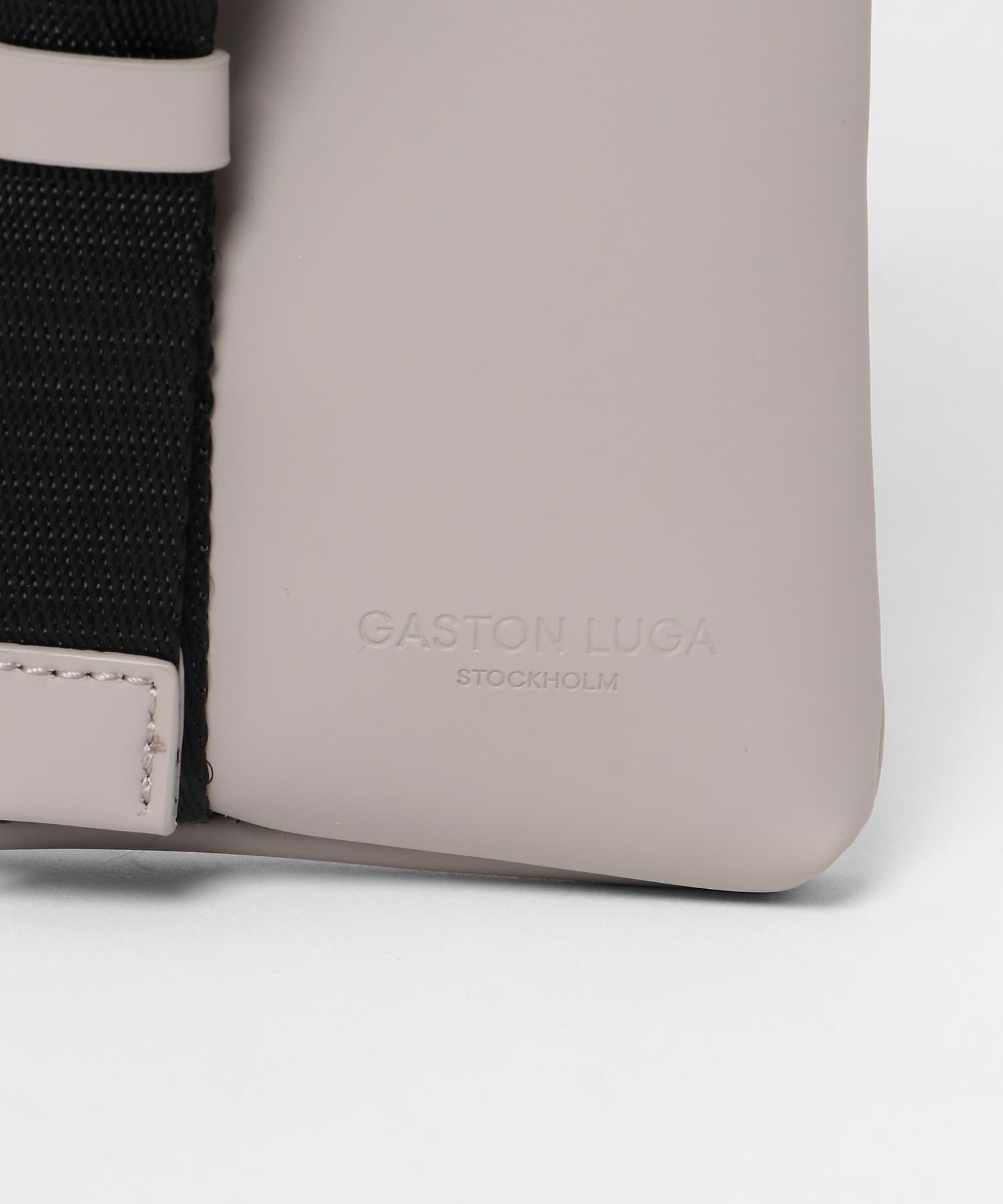 SENSE OF PLACE by URBAN RESEARCH「GASTON LUGA　SplashMini Crossbody」|ショルダー・メッセンジャー|