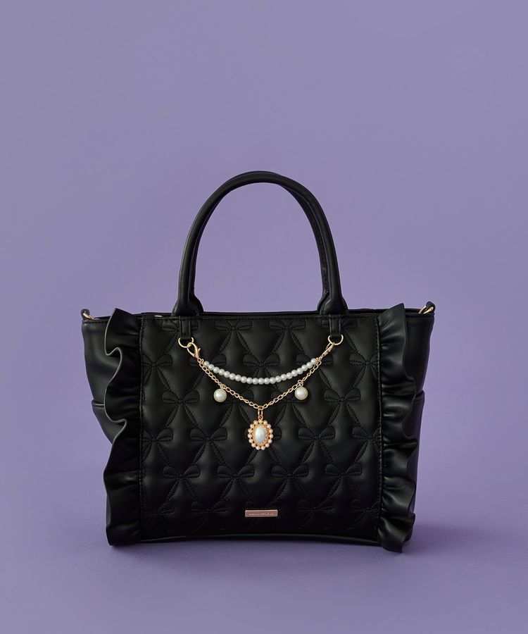 Maison de FLEUR「チャーム付きリボンキルティング2Wayトート」|トートバッグ|ブラック