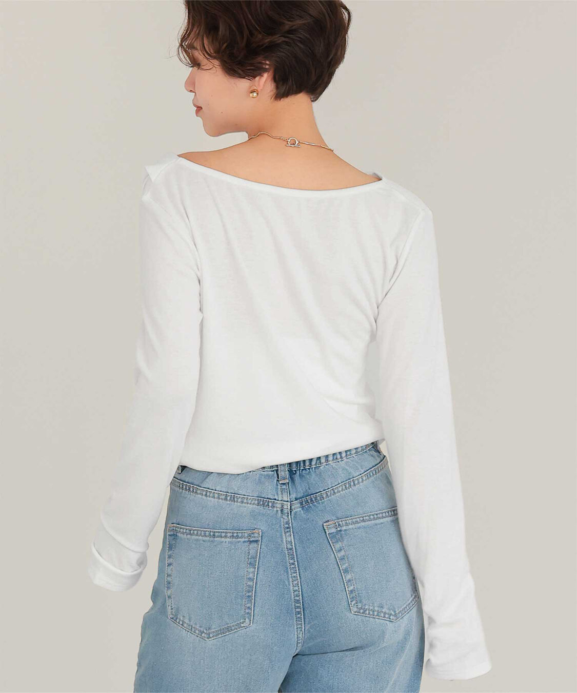 titivate「オフショルダーロングスリーブTシャツ」|Tシャツ・カットソー|