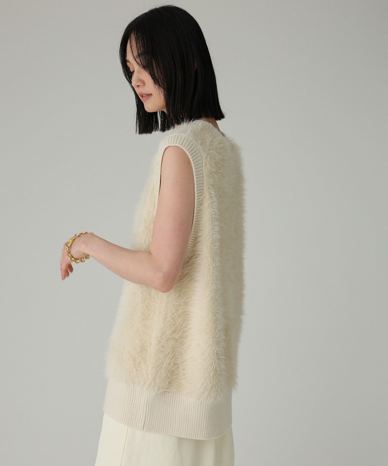 BABYLONE「ロングシャギーベスト」|ニット・セーター|