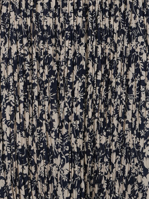 Lugnoncure「ボタニカル柄シワ加工ワンピース《2025spring catalog item》」|ワンピース|