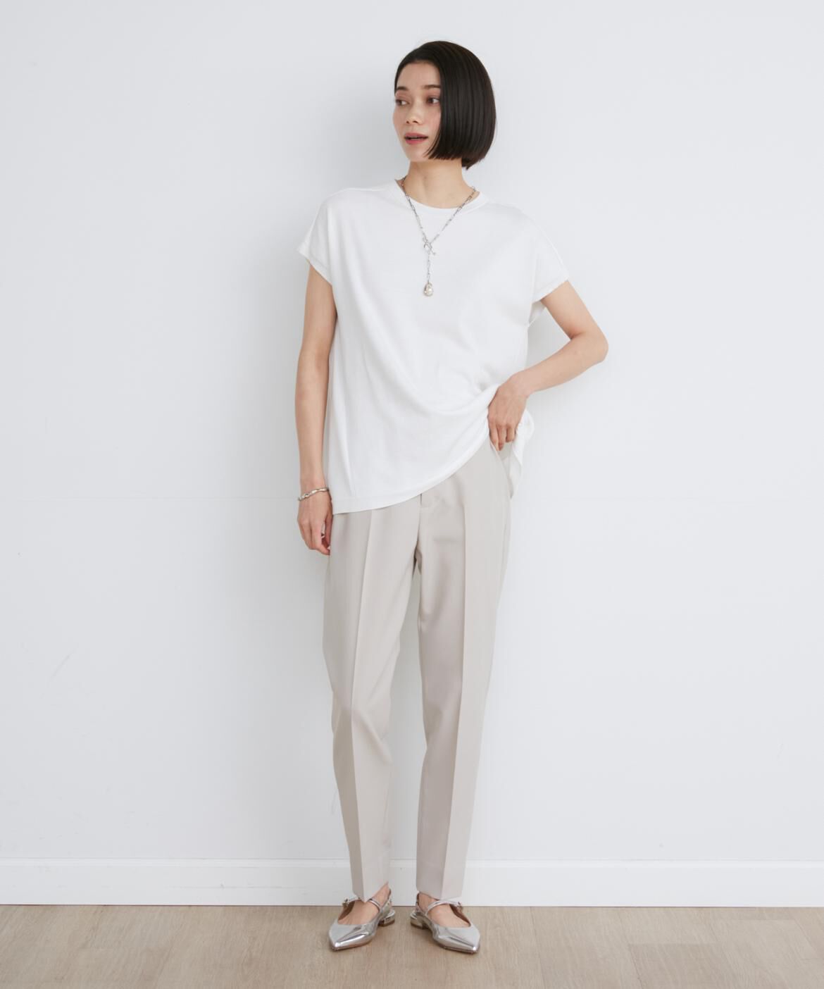 INED「Louise美脚テーパードパンツ」|スラックス|