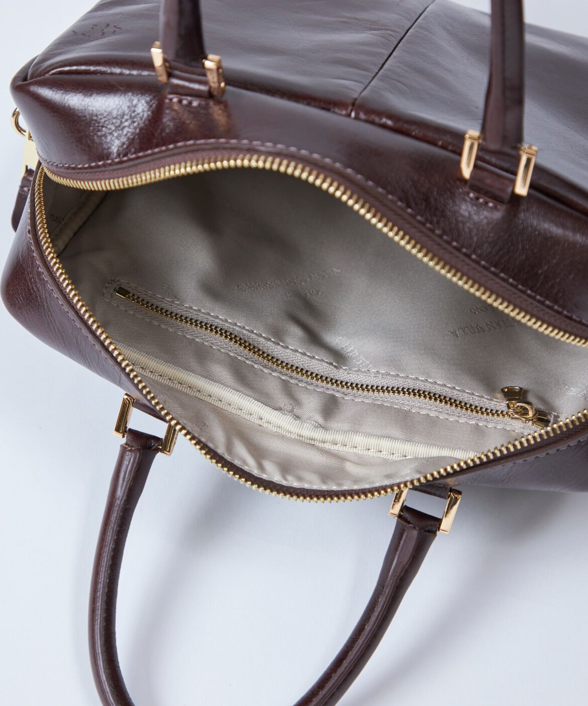 INED「《SUPERIOR CLOSET》ボストンショルダーバッグ《CHRISTIAN VILLA》」|ボストンバッグ|