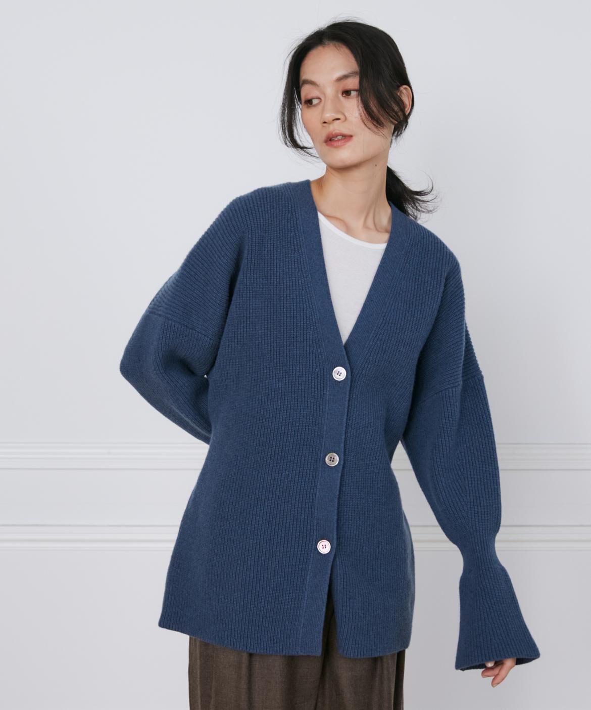 INED「ウールカシミヤカーディガン《la veille by SUPERIOR CLOSET》」|カーディガン|ブルー1