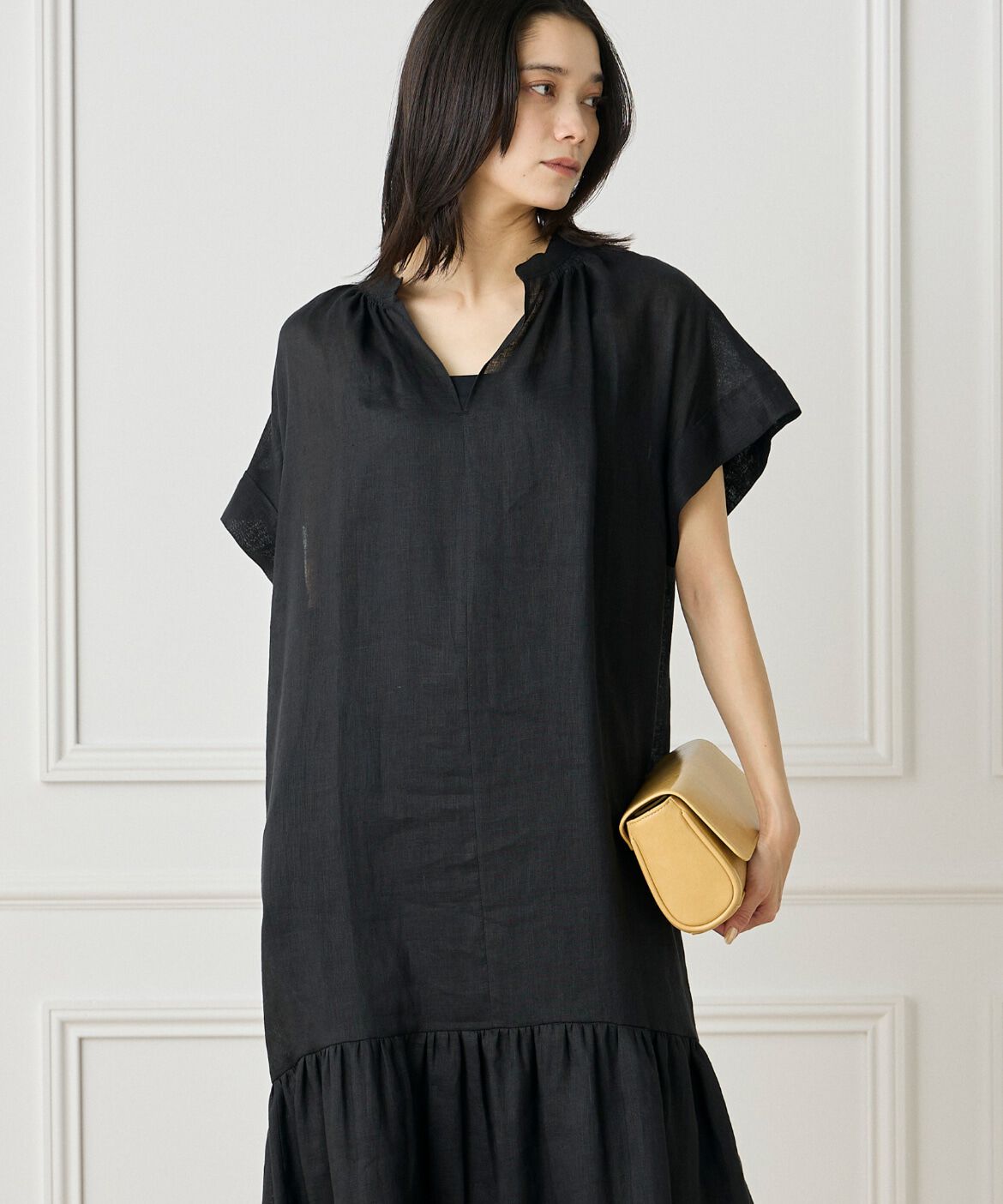 INED「リネンギャザーデザインワンピース」|ワンピース|ブラック