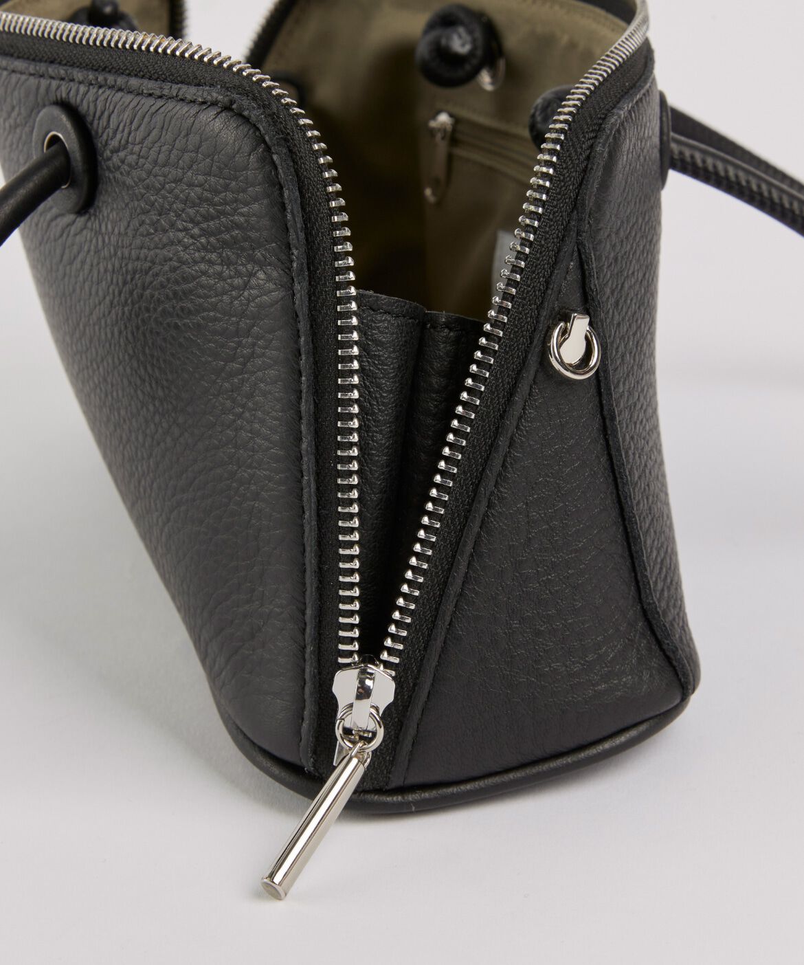 Le Souk「ショルダーバッグ《 BEAURE/ヴュレ(ビュレ) 》」|ハンドバッグ|