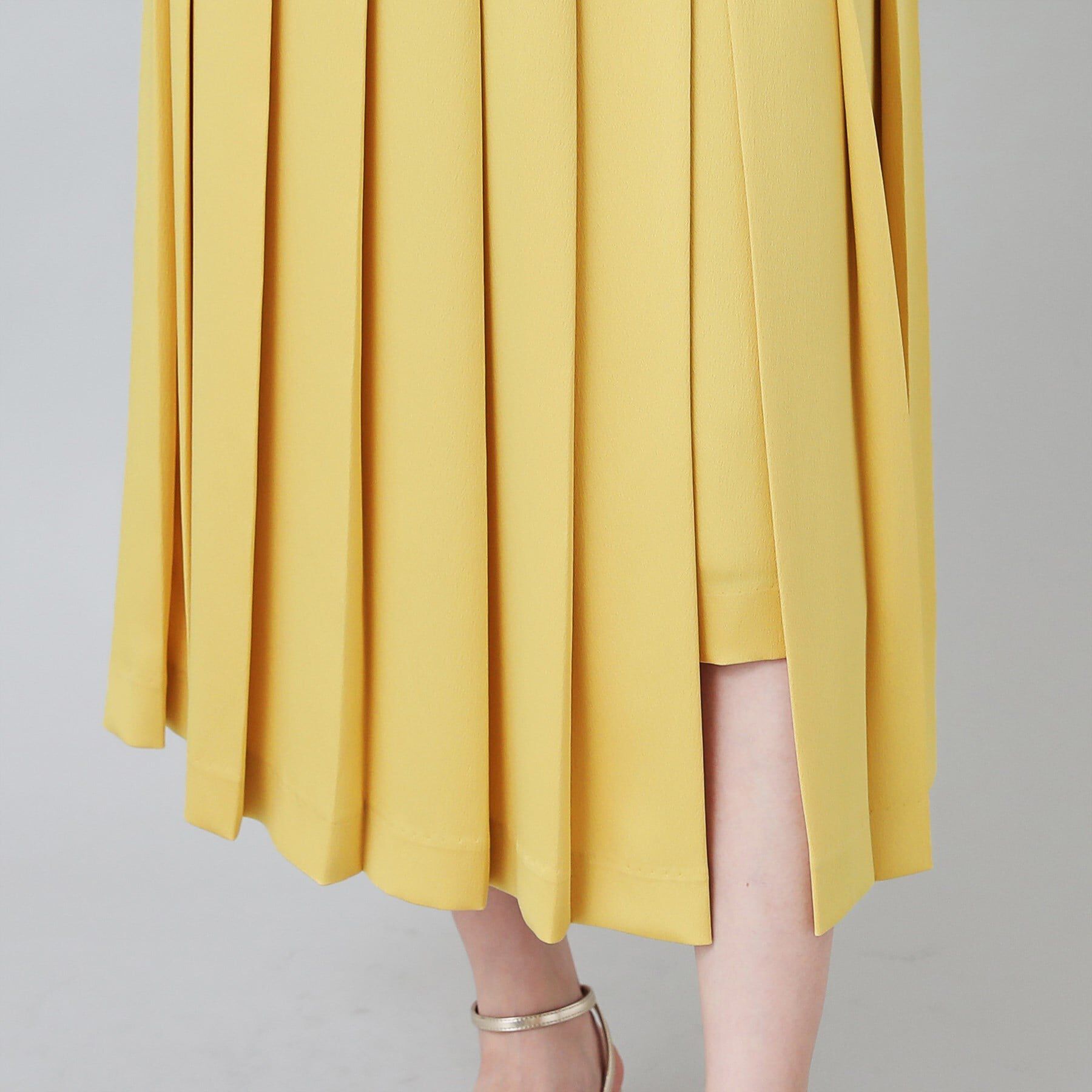 UNTITLED「サテンプリーツスカート」|スカート|