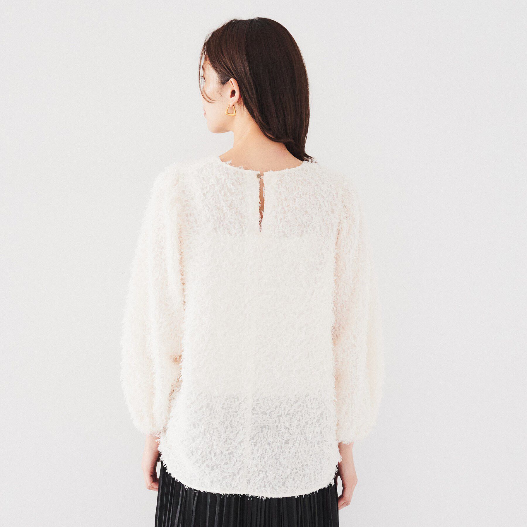 UNTITLED「【シアー/ボリューム袖】フェザージャカードブラウス」|シャツ・ブラウス|