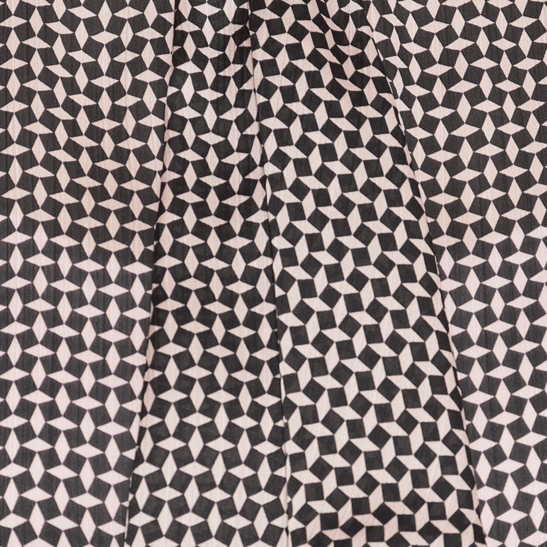 COUP DE CHANCE「【洗える／一枚着／ジャケットイン／通勤／幾何柄】女性らしいフリルデザインブラウス」|シャツ・ブラウス|