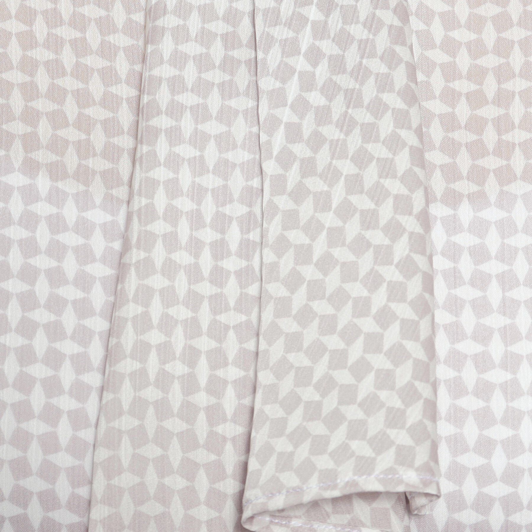 COUP DE CHANCE「【洗える／一枚着／ジャケットイン／通勤／幾何柄】女性らしいフリルデザインブラウス」|シャツ・ブラウス|