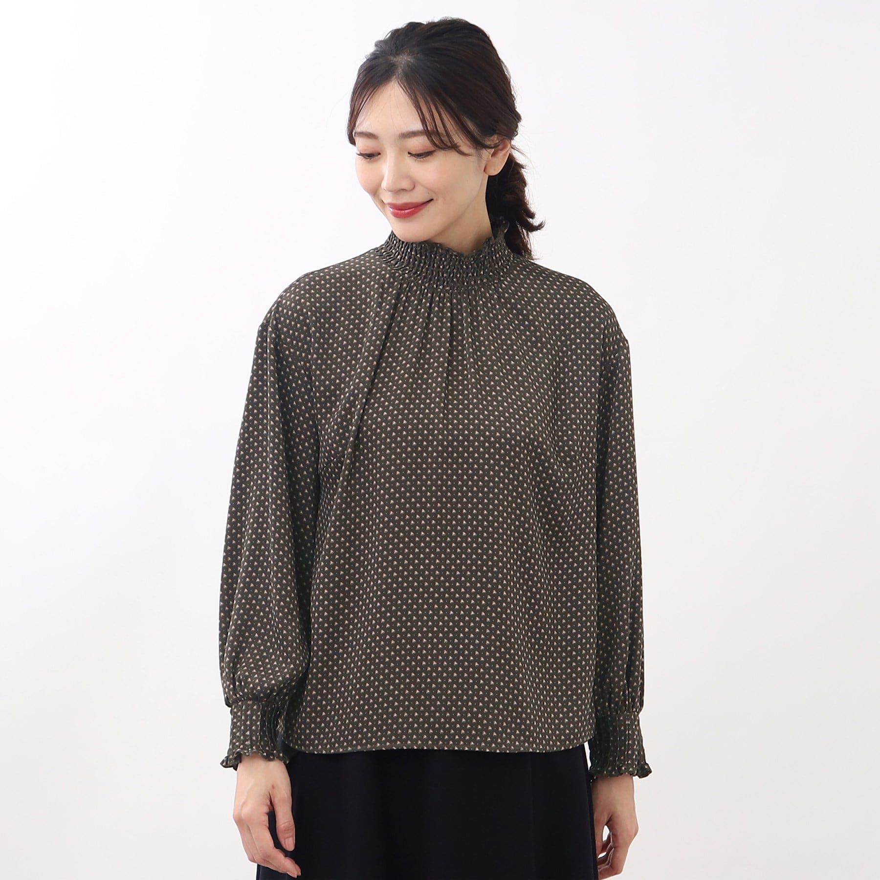 Reflect「【人気！着映えブラウス！洗える】コツキ柄プリントブラウス」|シャツ・ブラウス|