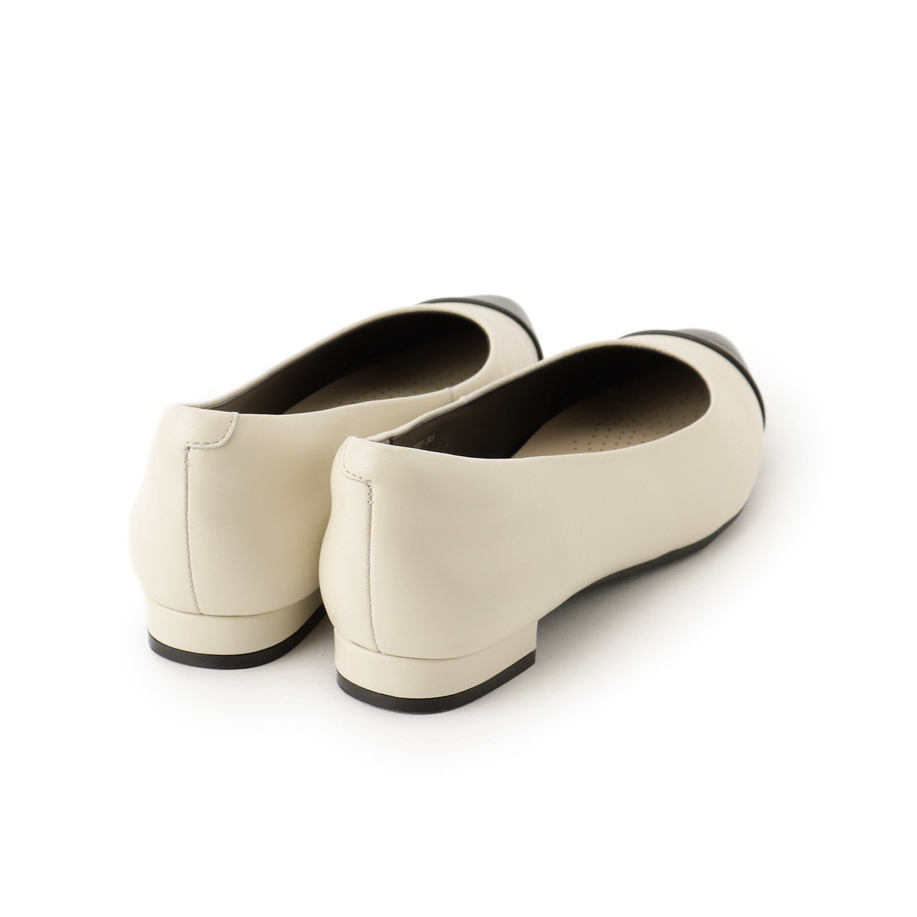 Reflect「【至福の履き心地／通勤にもぴったり◎】フラットパンプス」|パンプス|