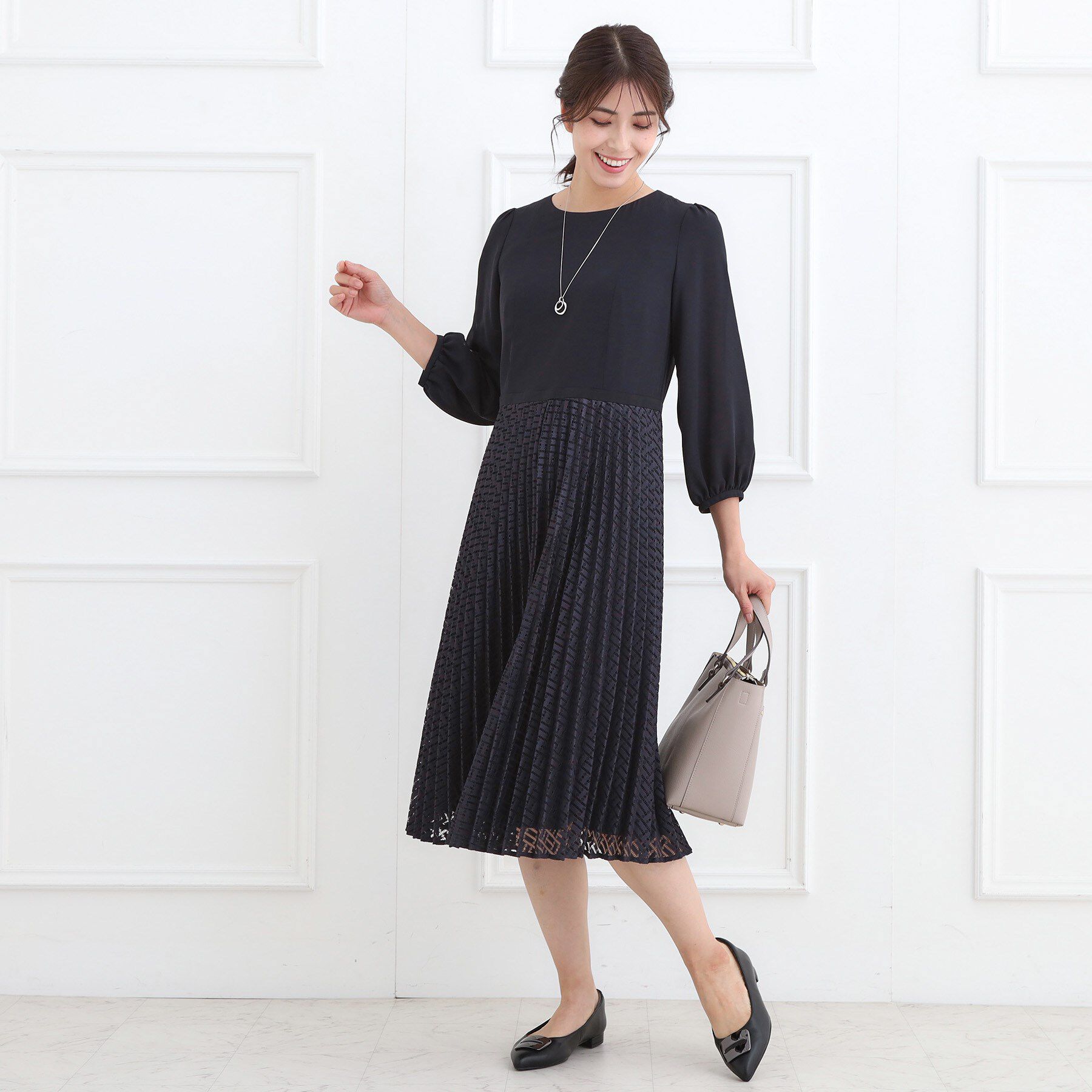 Reflect「【フォーマル／入卒／一枚で着映え◎】シフォン&times;幾何柄レースプリーツワンピース」|ワンピース|