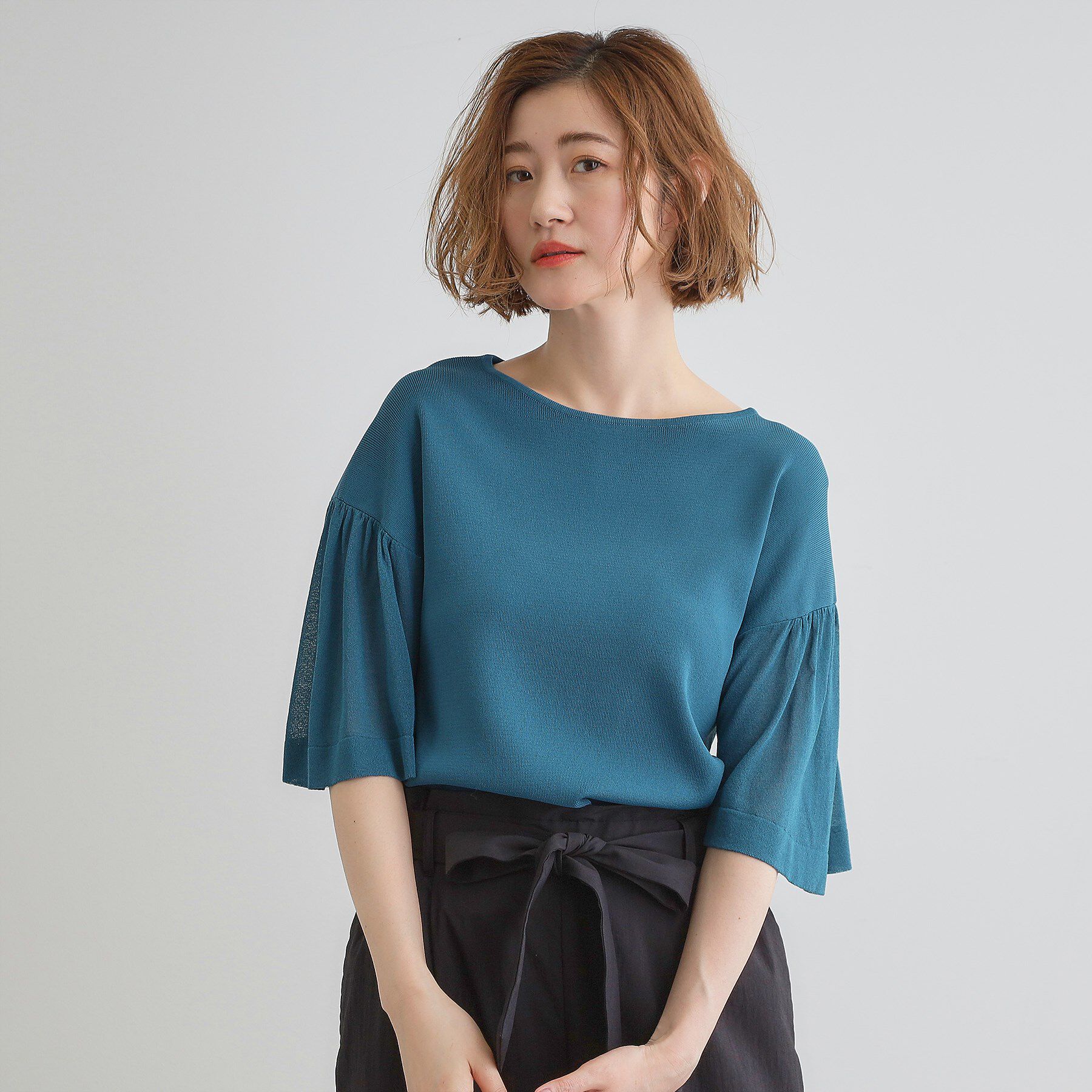 grove「【嬉しい機能付き】やわらかドライタッチシアーフレアスリーブニット」|ニット・セーター|