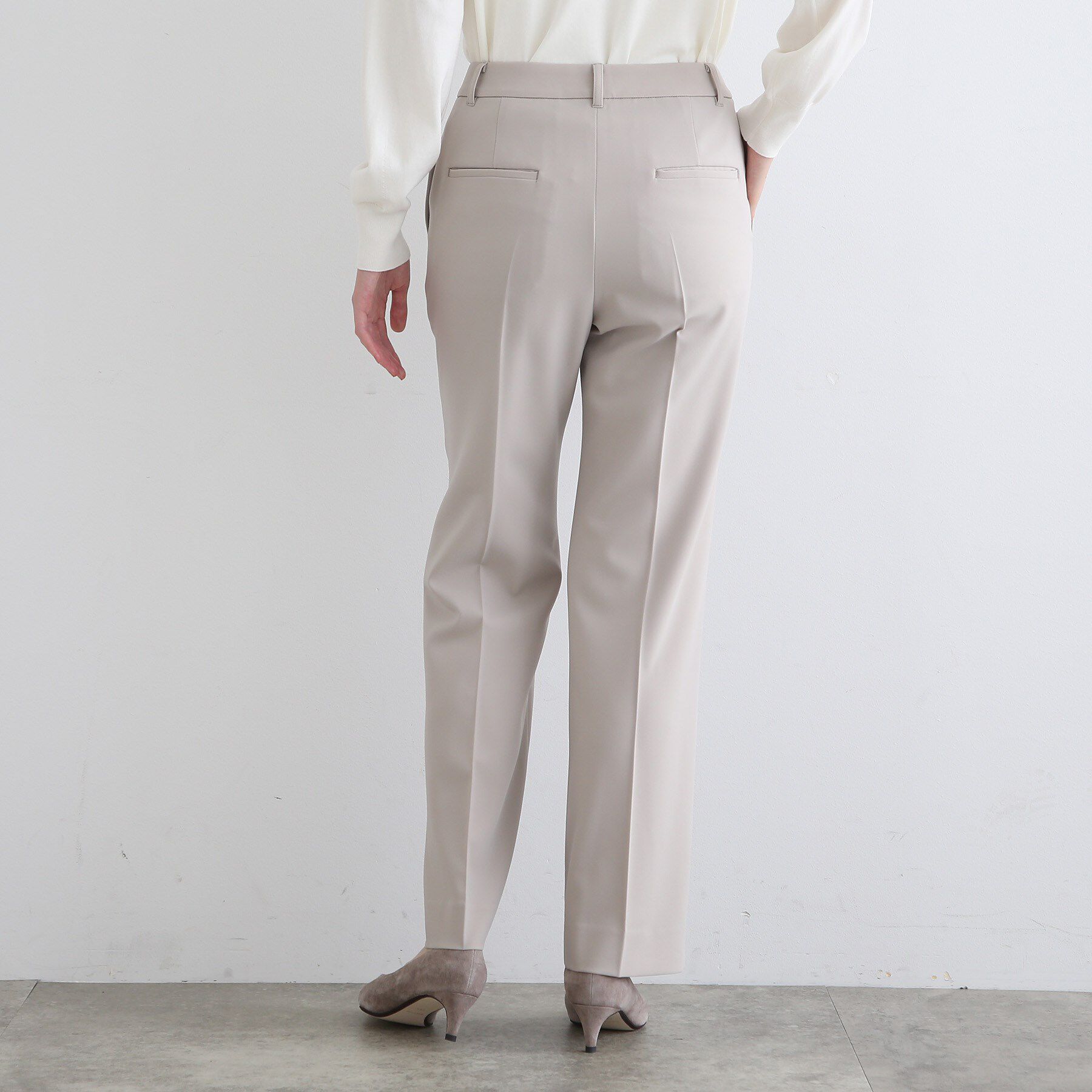 INDIVI「【洗える/日本製】ストレッチタックテーパードパンツ」|その他|