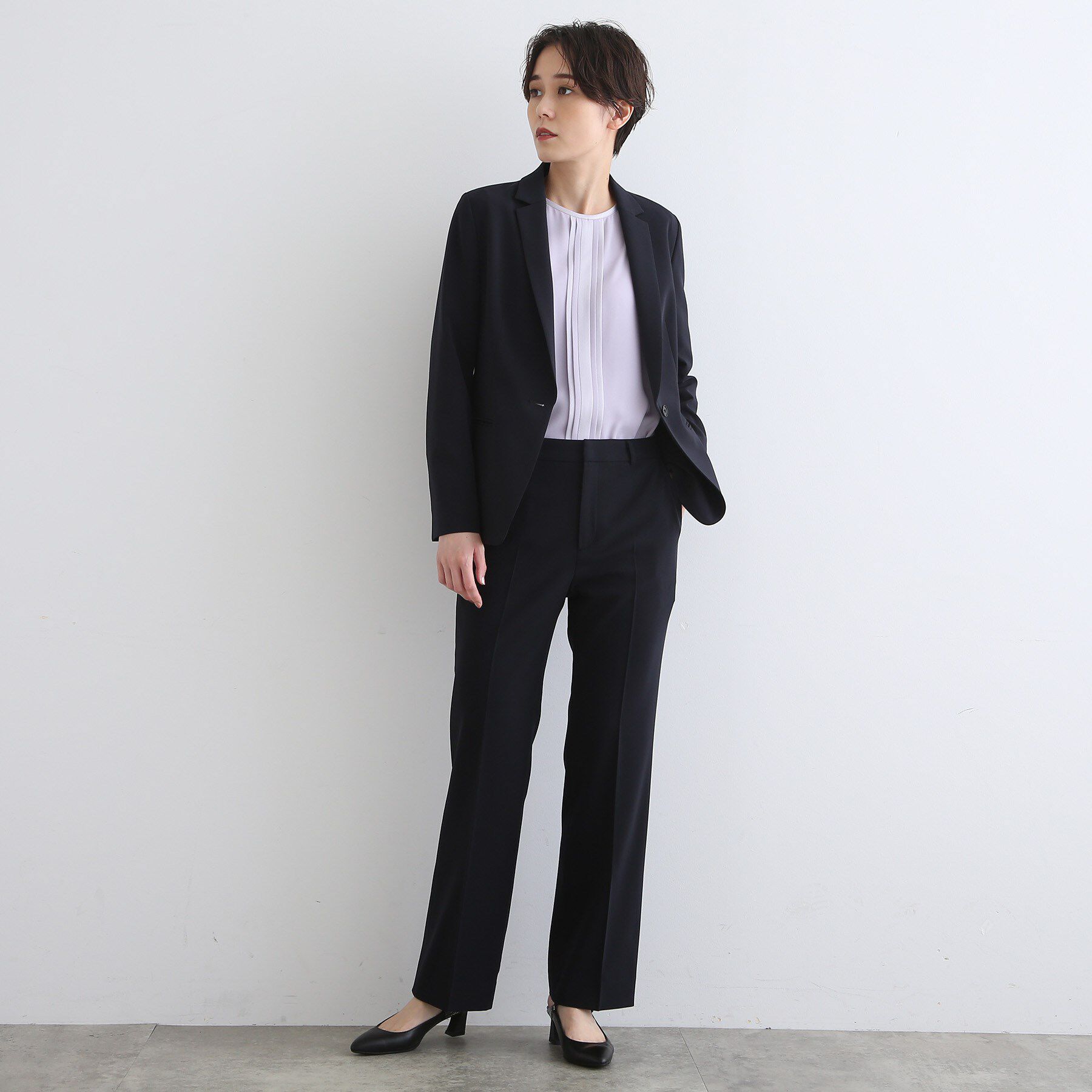 INDIVI「【洗える/日本製】ストレッチタックテーパードパンツ」|その他|