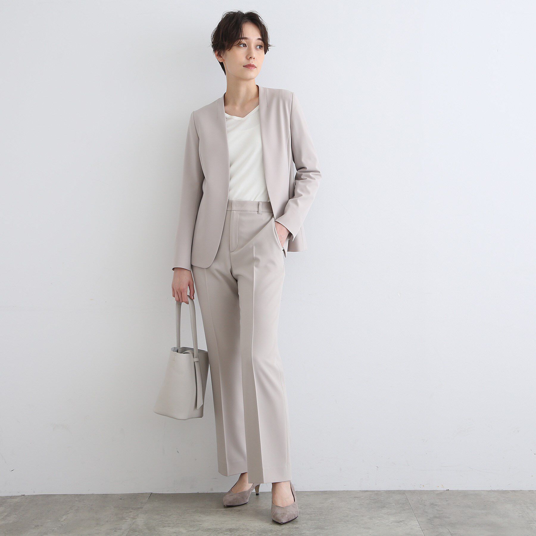 INDIVI「【洗える/日本製】ストレッチタックテーパードパンツ」|その他|