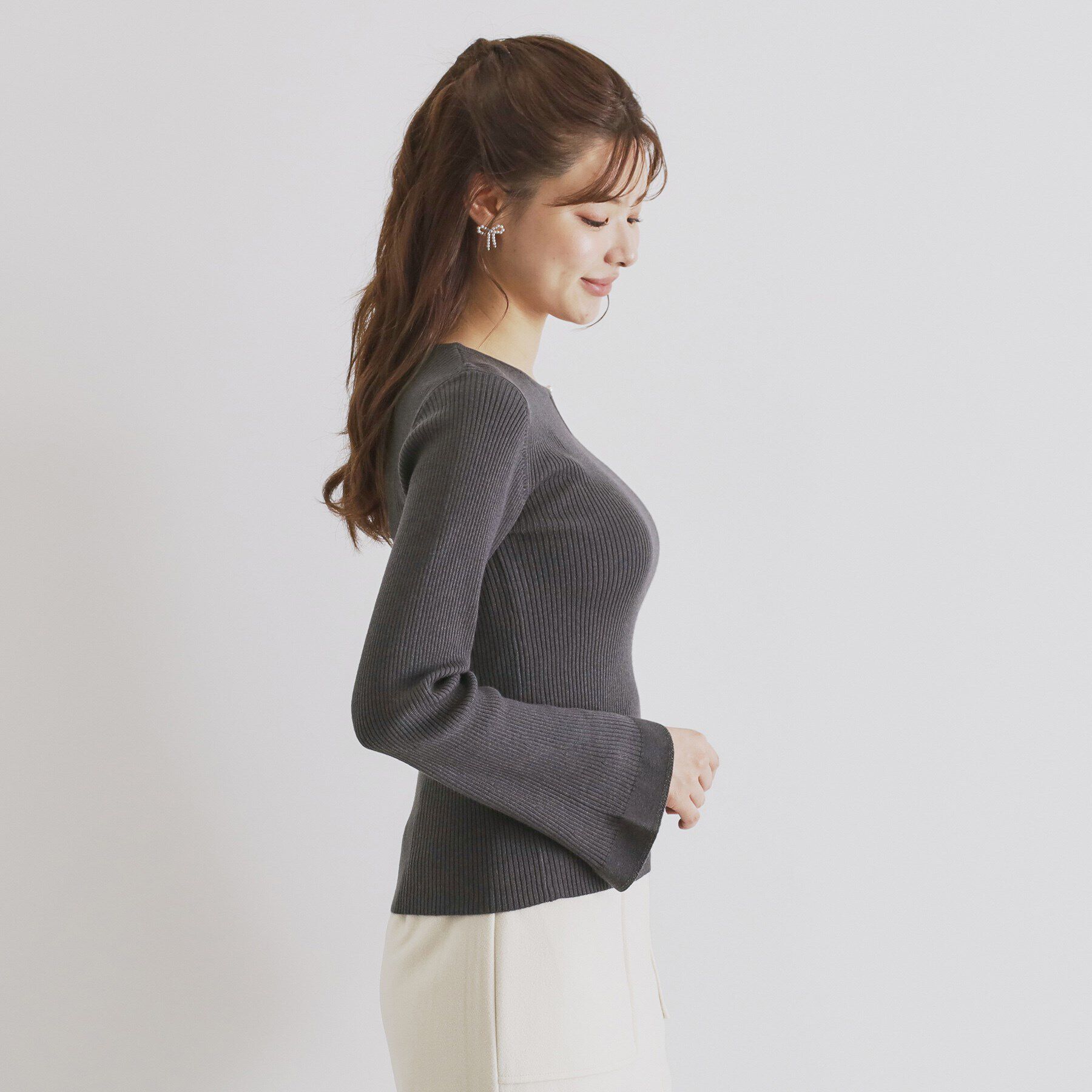 index「フロントパール袖フリルリブニット【洗濯機洗い可】」|ニット・セーター|