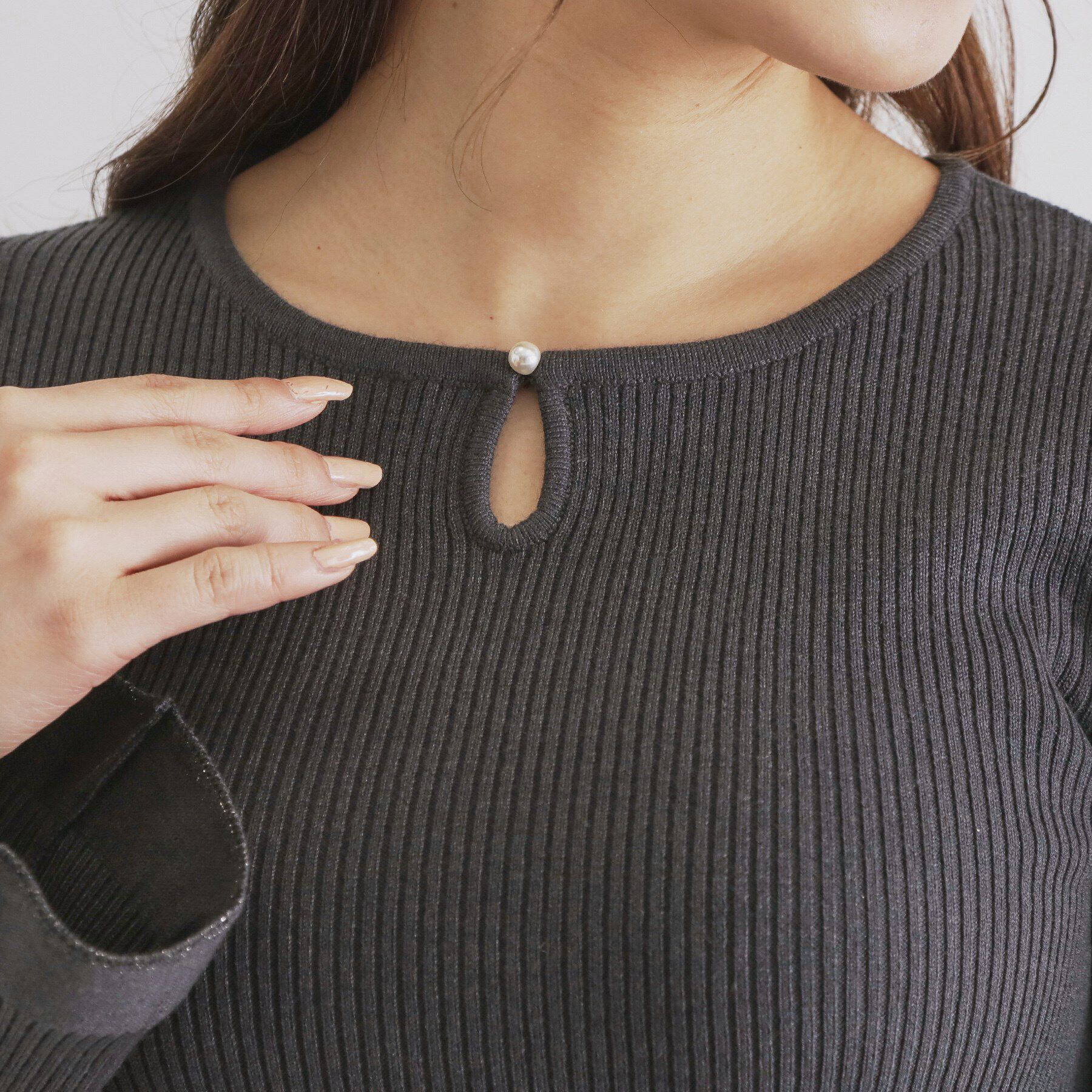 index「フロントパール袖フリルリブニット【洗濯機洗い可】」|ニット・セーター|