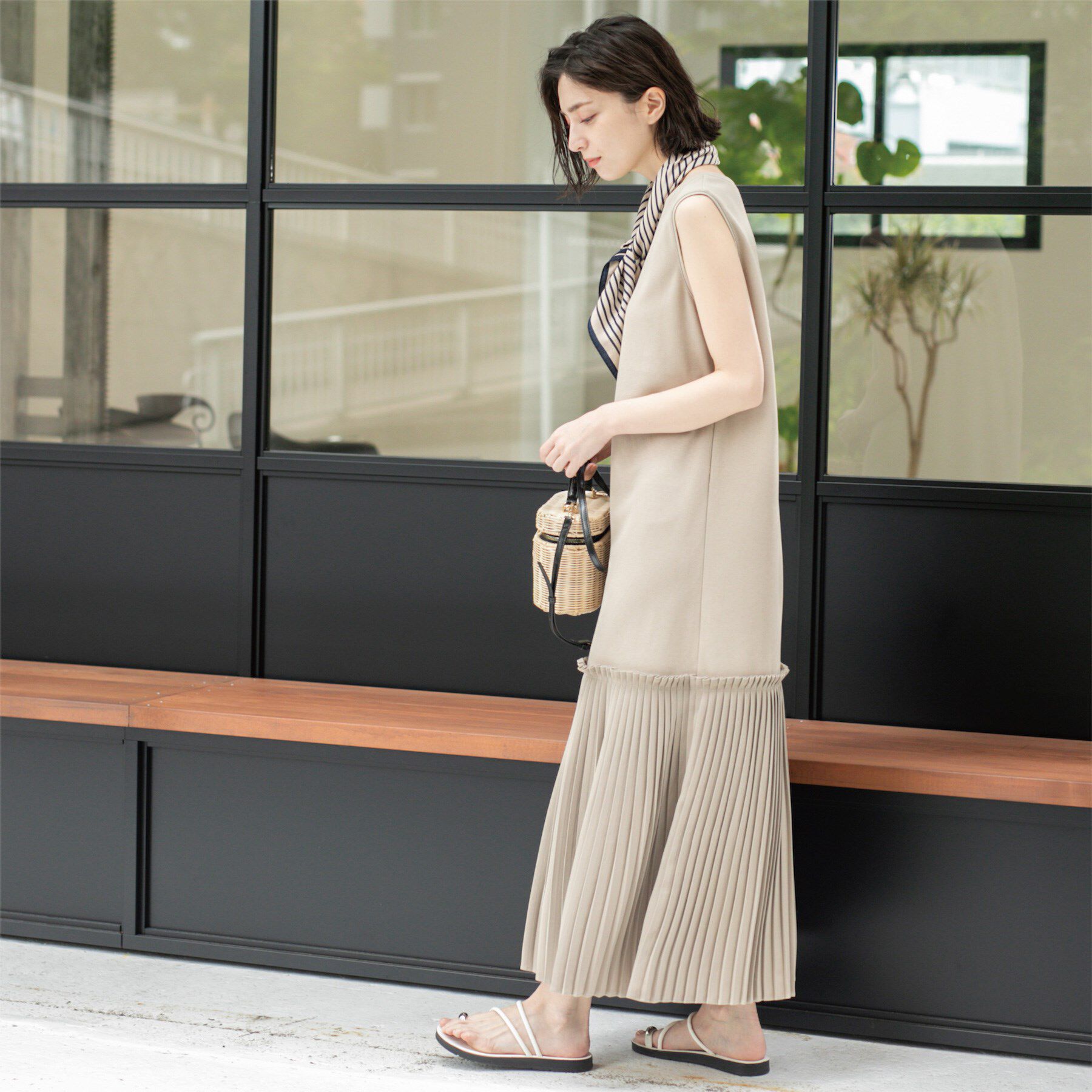 OPAQUE.CLIP「プリーツ切替ノースリーブワンピース【洗濯機洗い可】」|ワンピース|