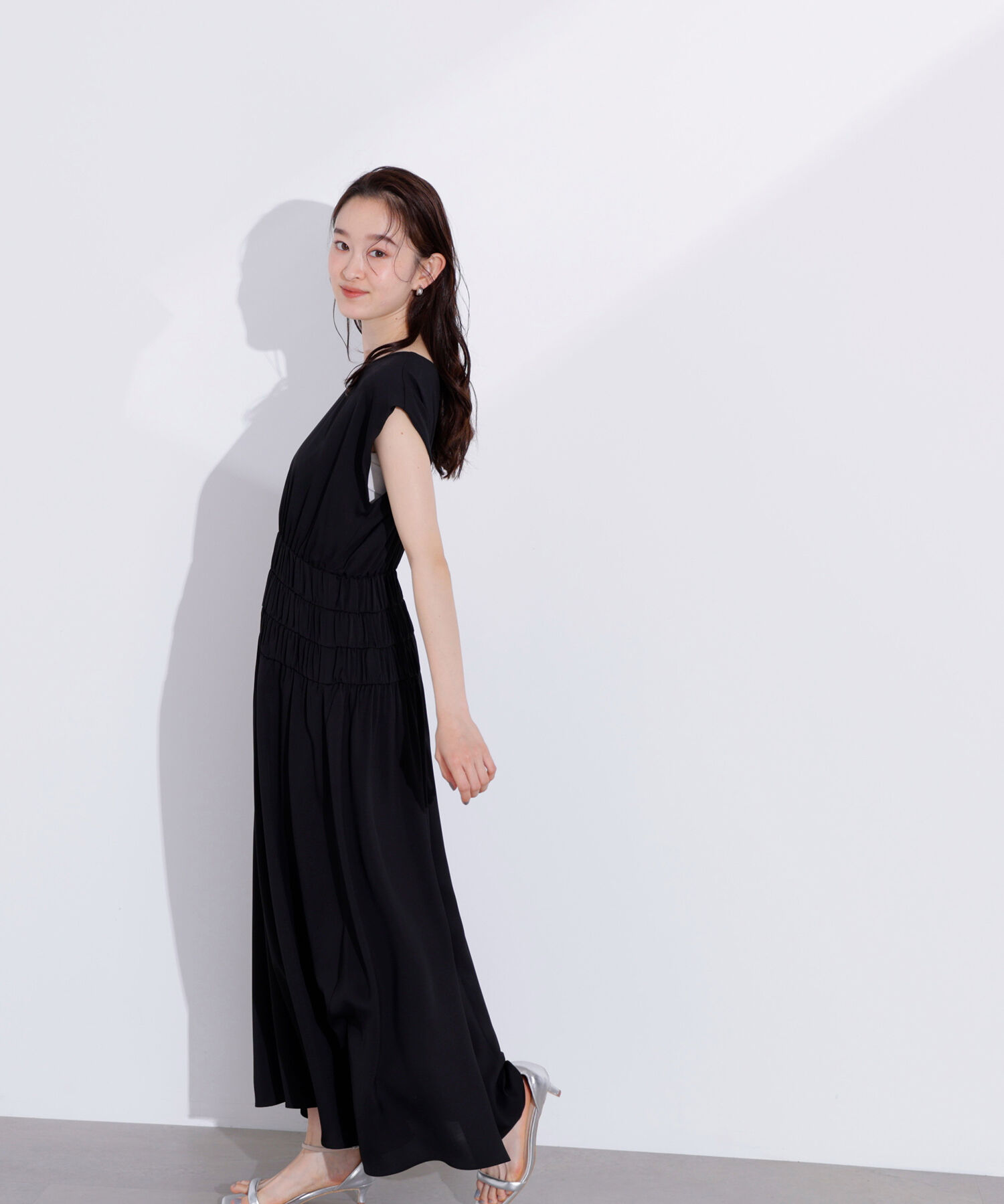  「ギャザーデザインワンピース」|ワンピース|