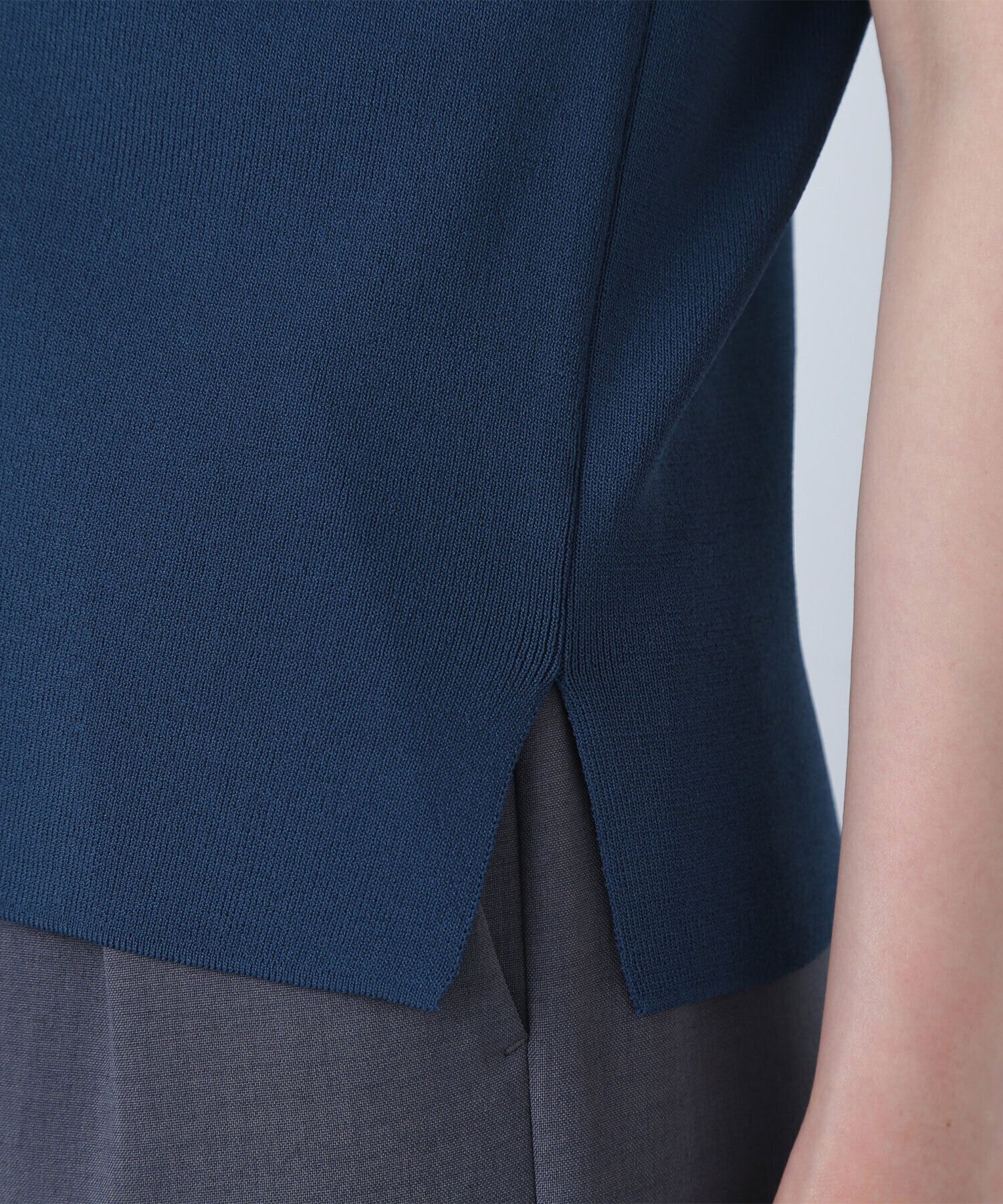  「総針ベーシックシリーズ モックネックニット」|ニット・セーター|