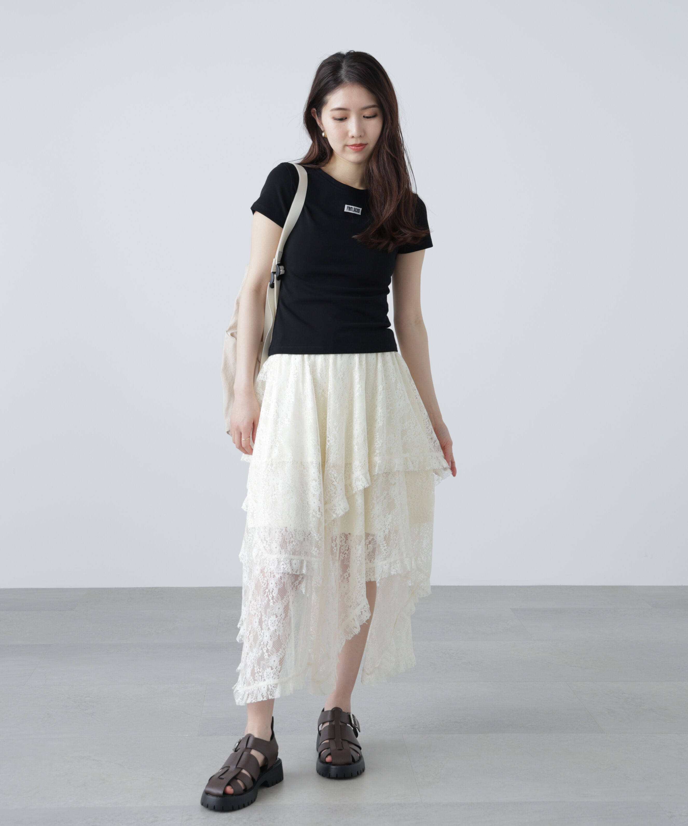  「ロゴ刺繍タグTシャツ」|Tシャツ・カットソー|