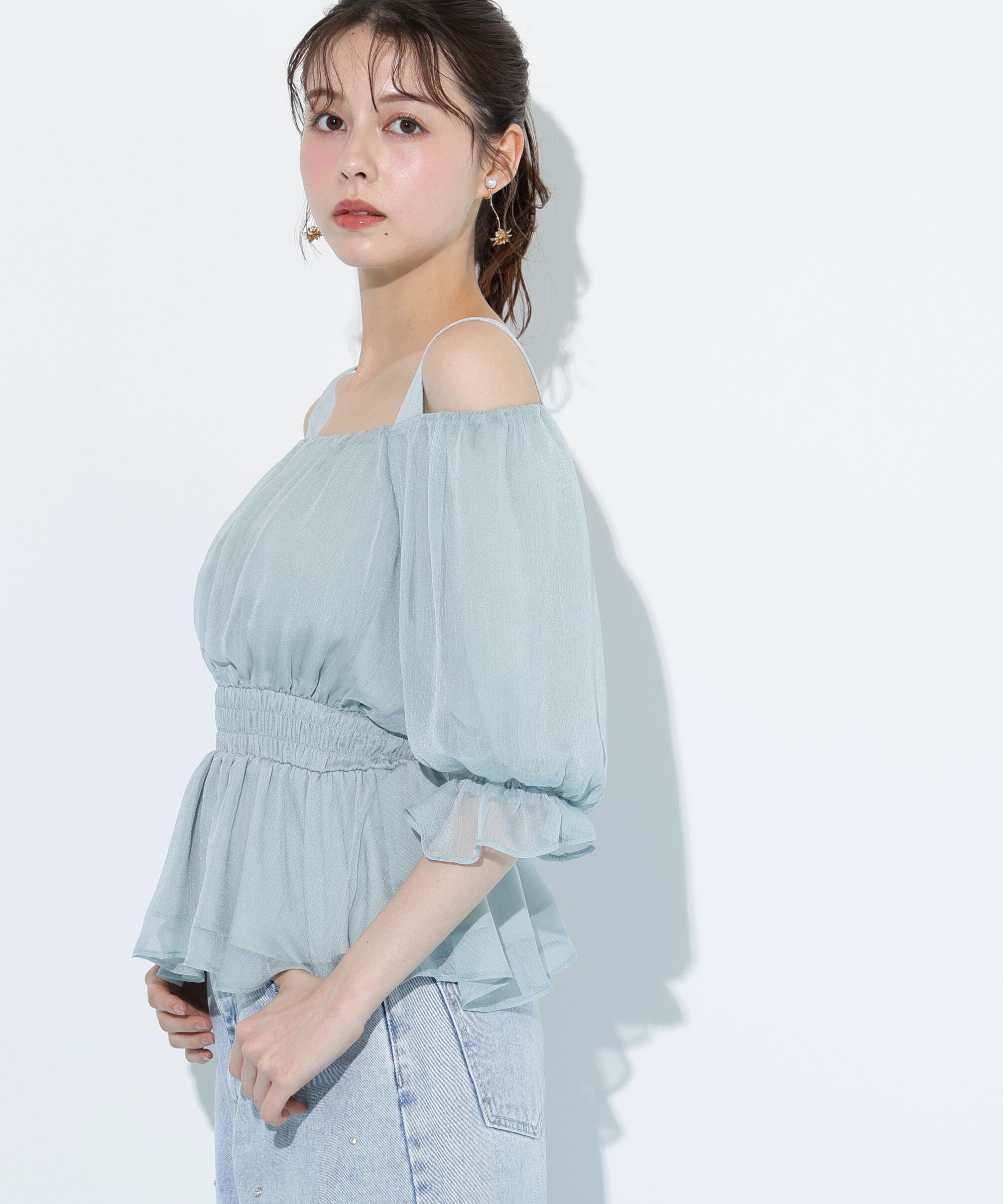  「楊柳オフショルパフブラウス」|シャツ・ブラウス|