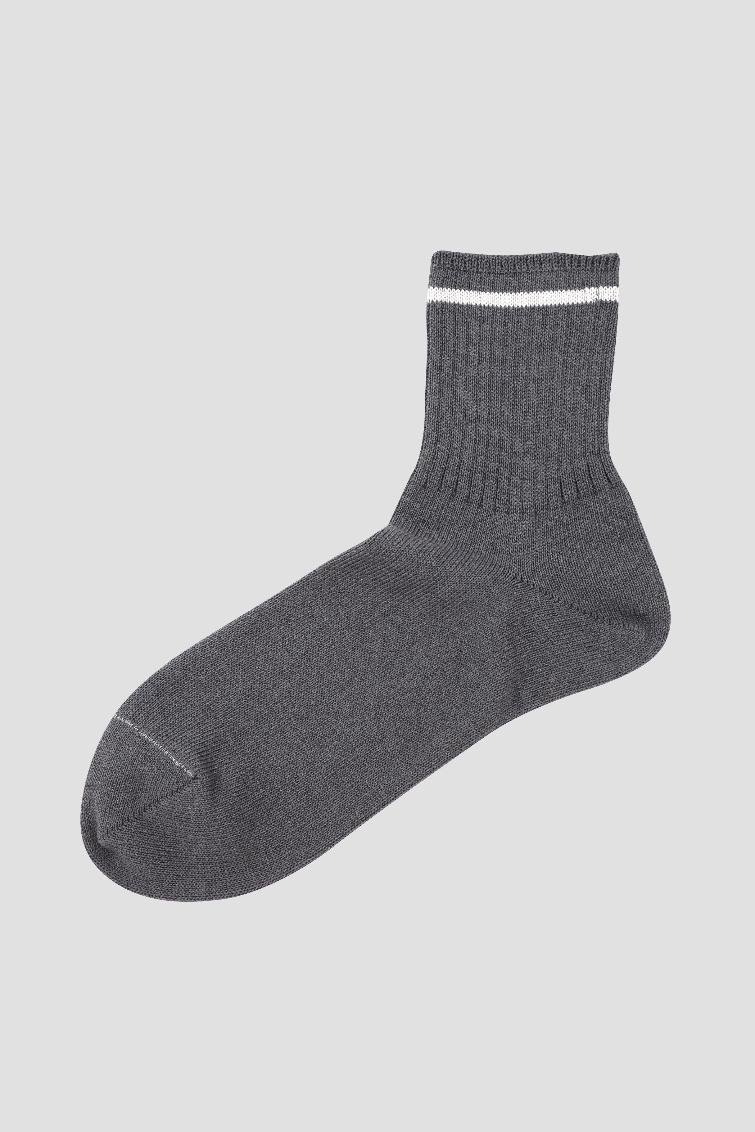 MARGARET HOWELL「HIGHTWIST COTTON SOCKS」|ソックス|CHARCOAL3