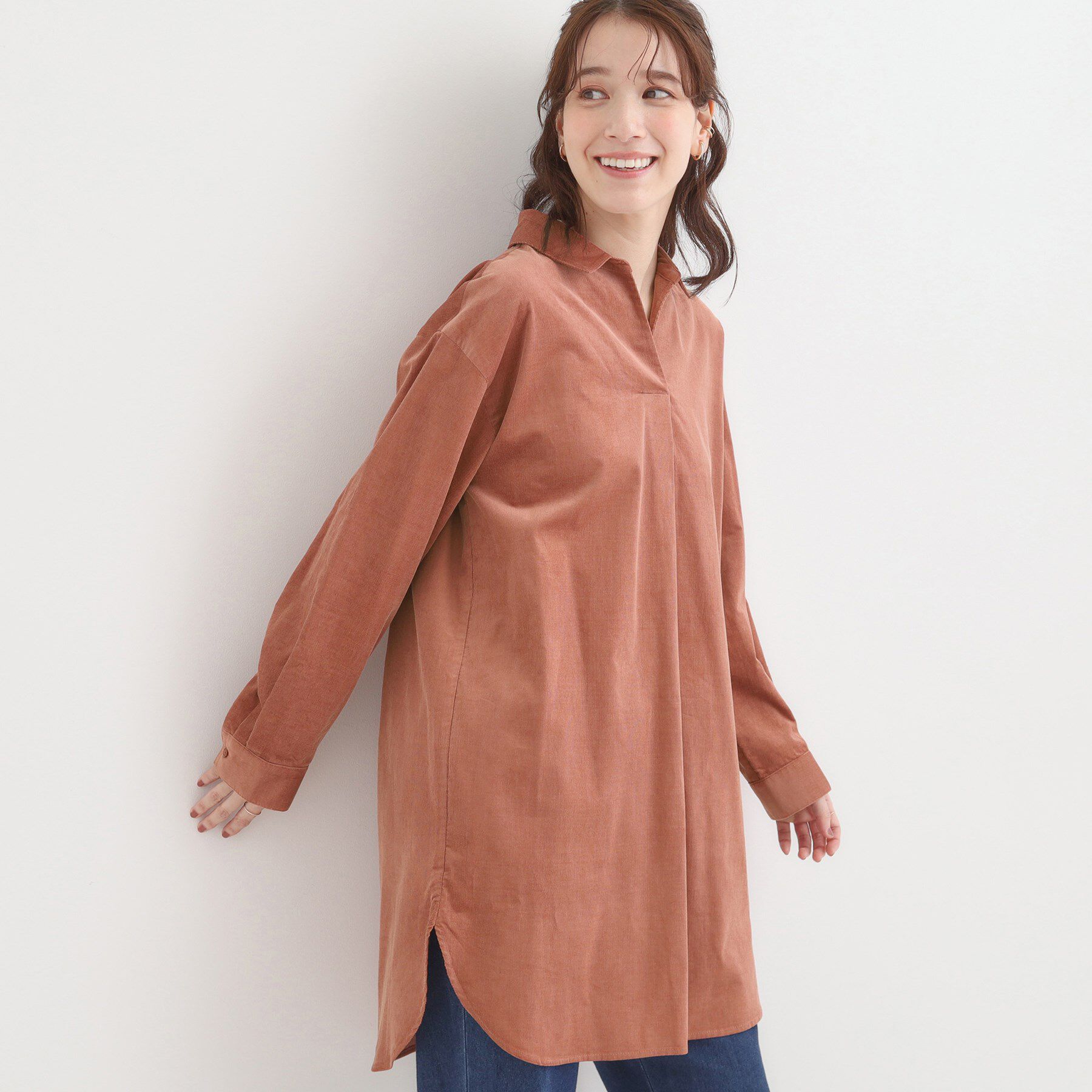 SHOO･LA･RUE「【洗濯機可/S-LL】すっきり見えにこだわった コーデュロイチュニックワンピース」|チュニック|ピンク(071)